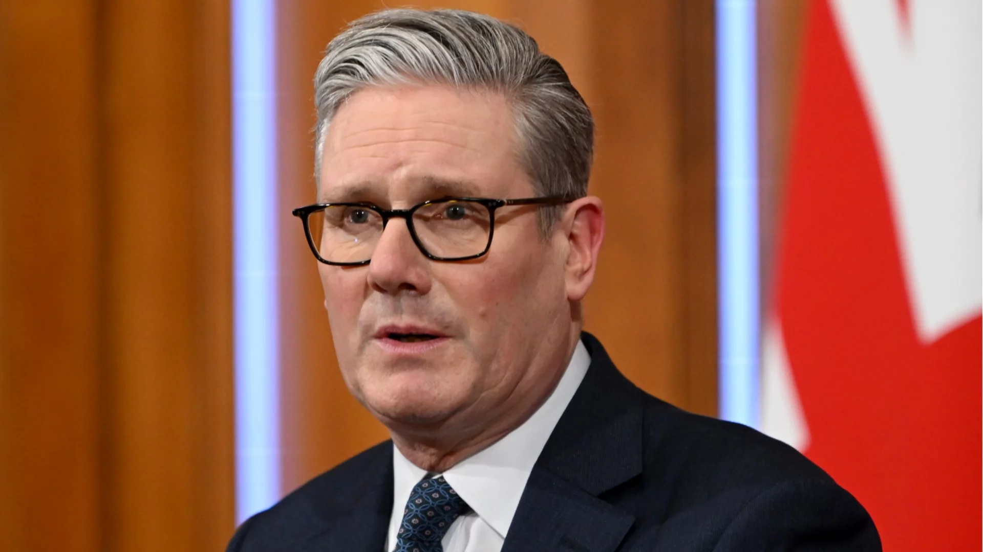 Киър Стармър призова за възползване от кризата в Близкия изток 