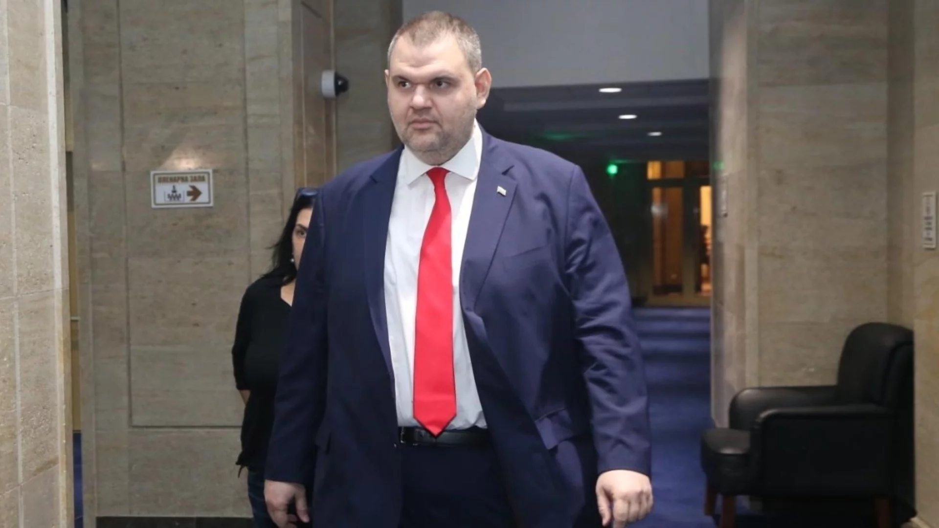 Пеевски измисли нов начин да притисне служебното правителство