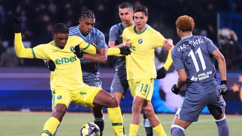 "Задължително трябва да грабнат титлата": Бивш "син" голаджия категоричен преди Левски - Берое