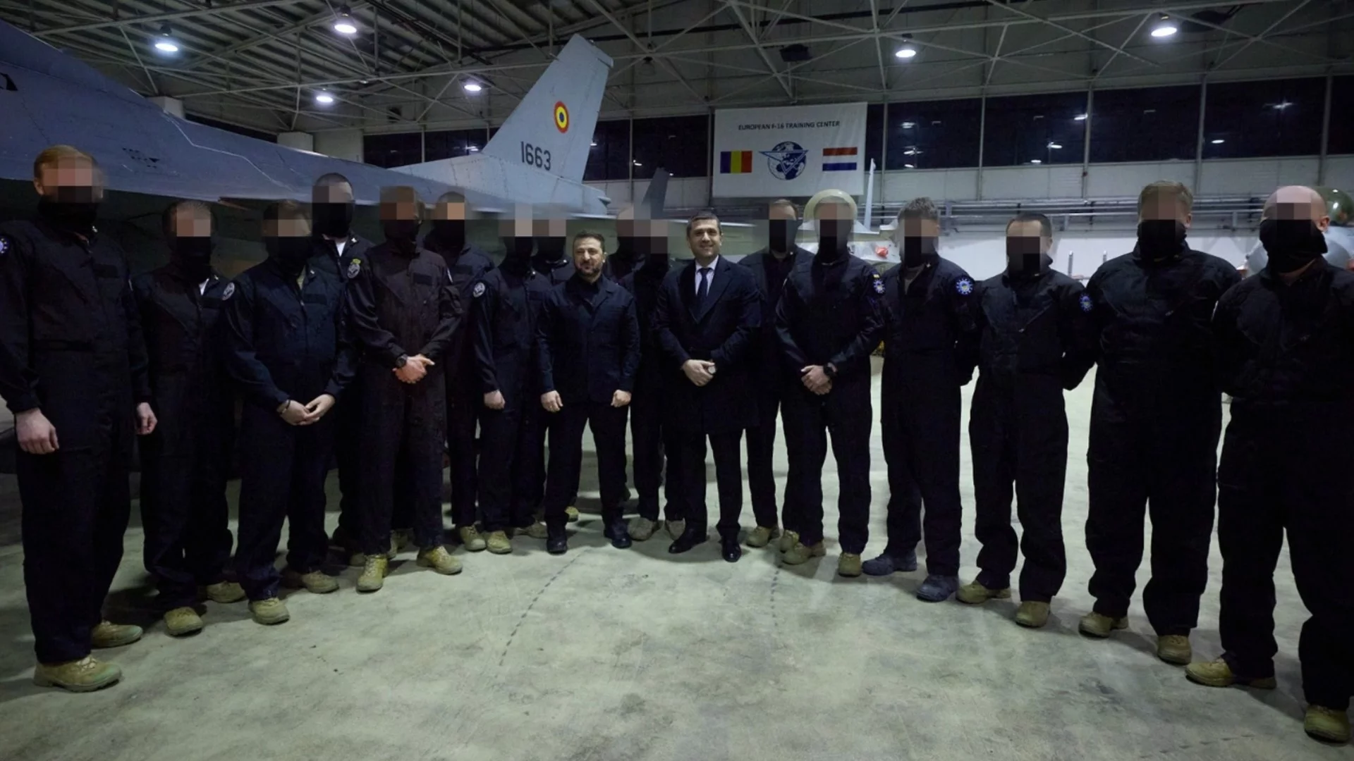 Войната в Иран няма да ни отклони от Украйна: Макрон посреща Зеленски в Париж