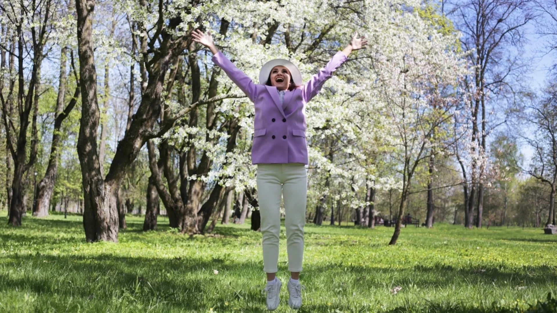 "Баба Марта засега е ведра": Проф. Рачев каза колко още ще се задържи хубавото време