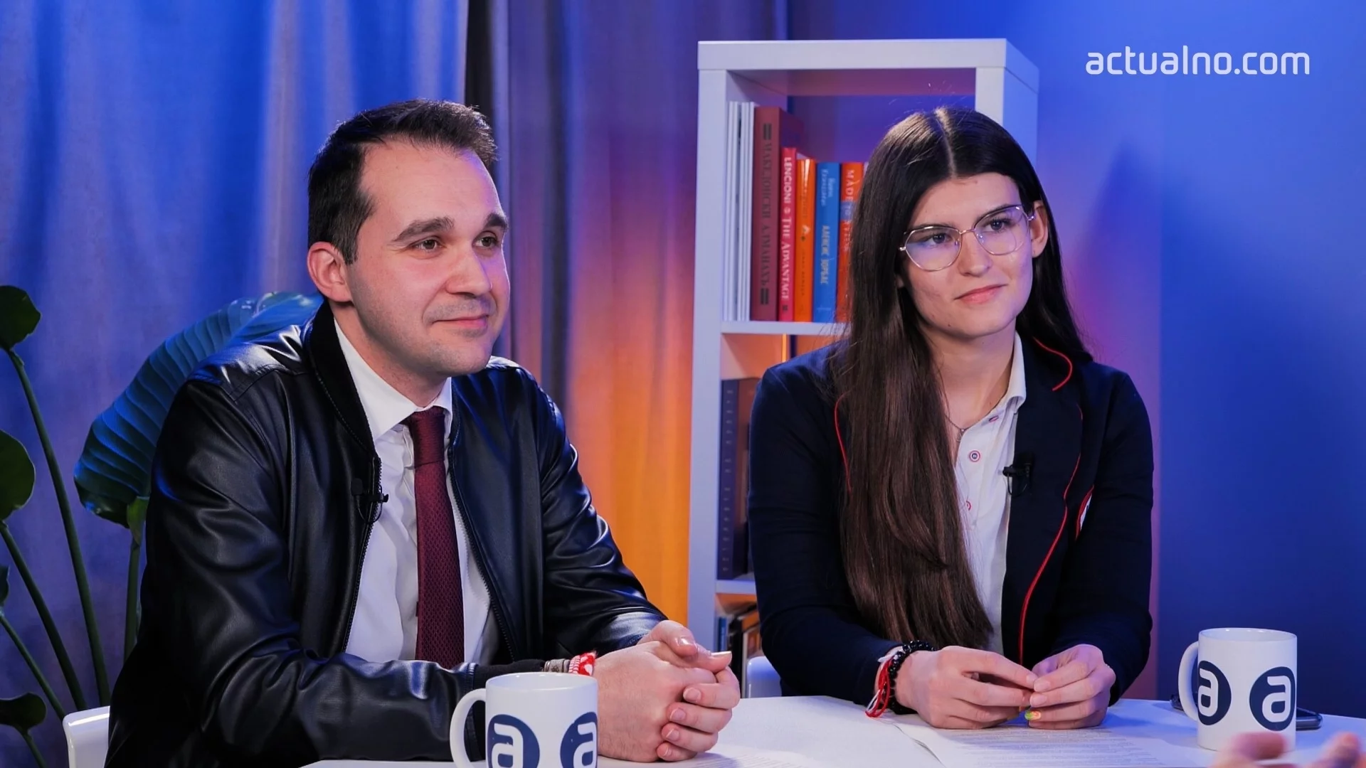 Ученици от НГДЕК създадоха сайт, който събира диалектите на българските народни песни (ВИДЕО)