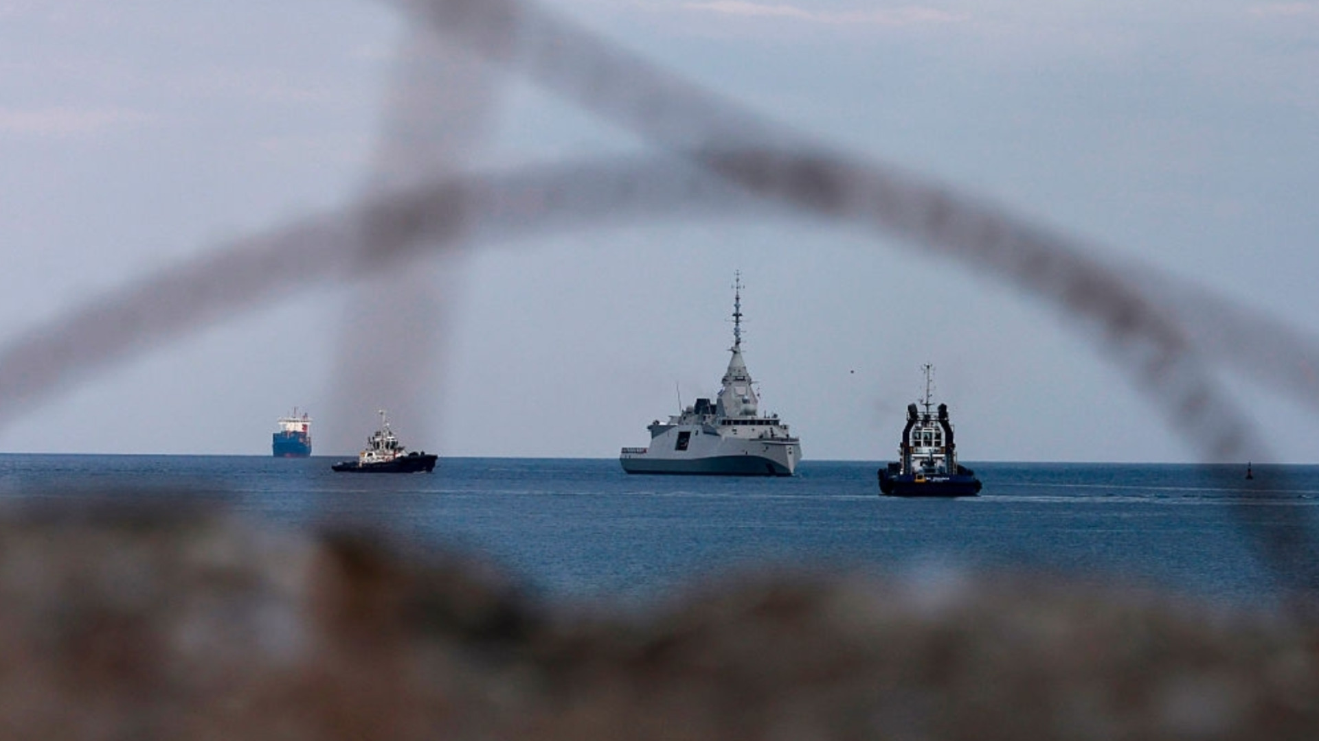 Тръмп вече моли за помощ да бъде отворен Ормузкия проток. Иран: Отворен е, но не за САЩ и съюзниците им (ВИДЕО)