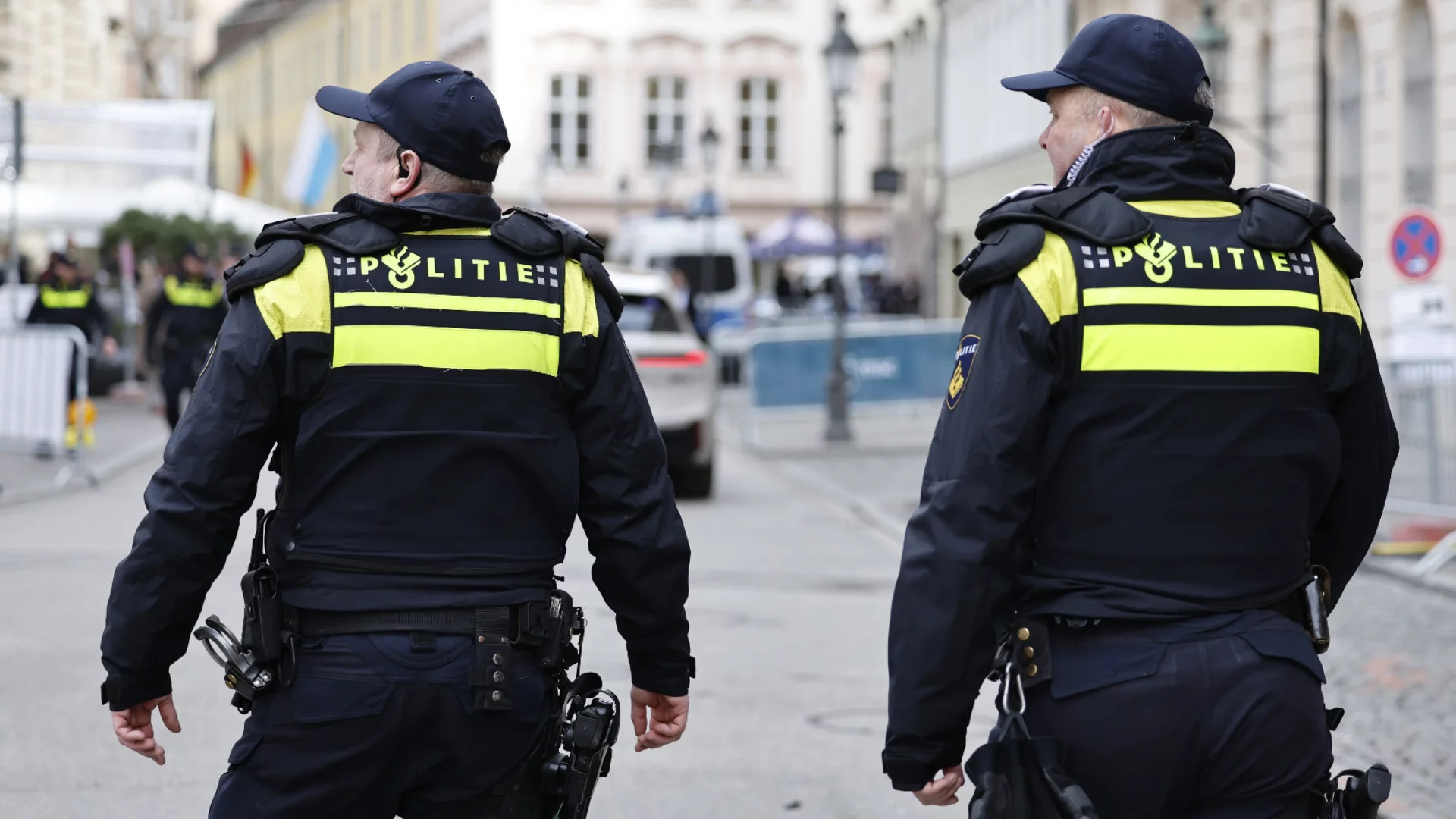 Взрив до еврейско училище в Амстердам (ВИДЕО)