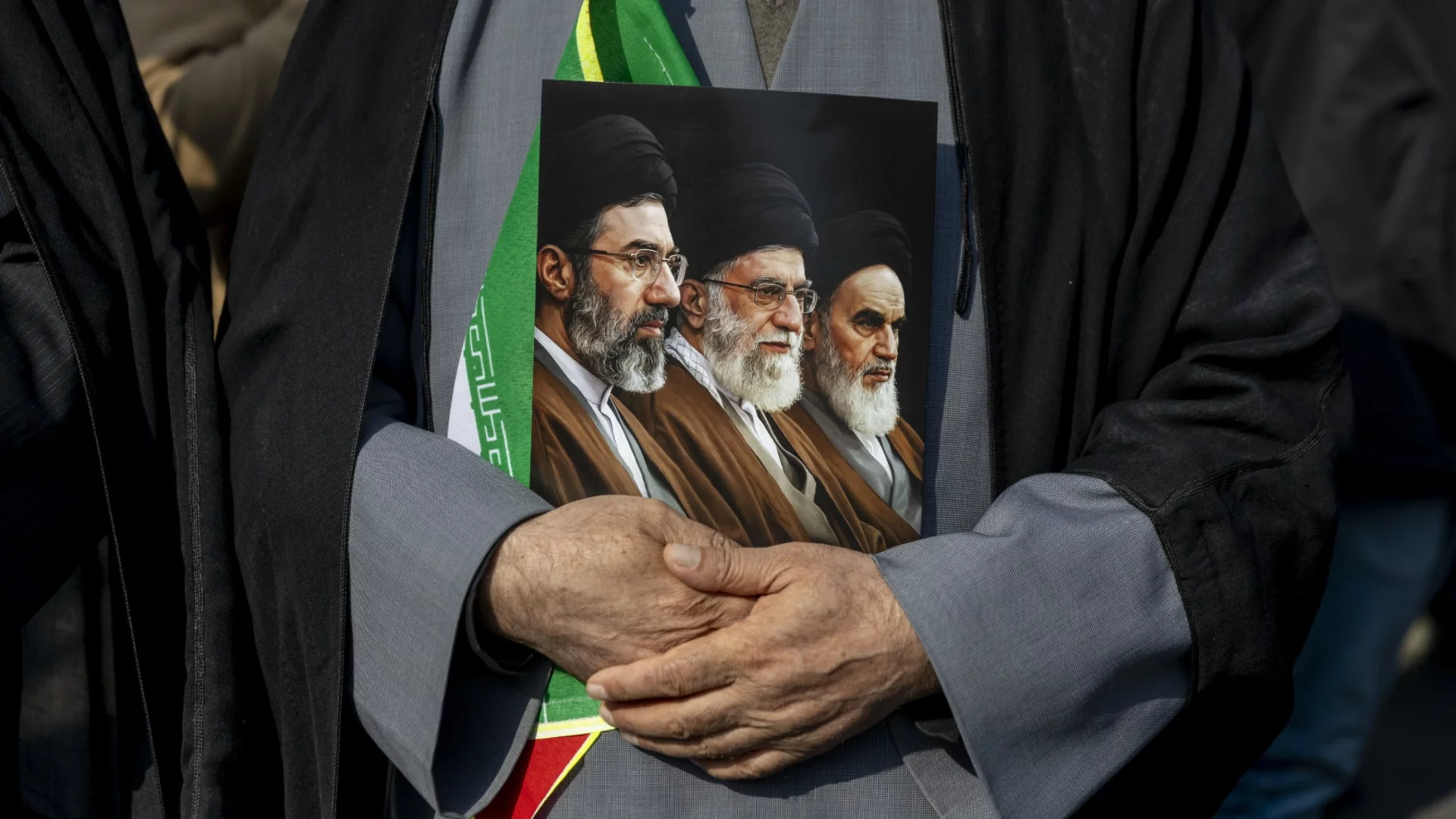 Първата иранка с Нобелова награда за мир: Няма разлика дали на власт е Хаменей или неговия син Моджтаба