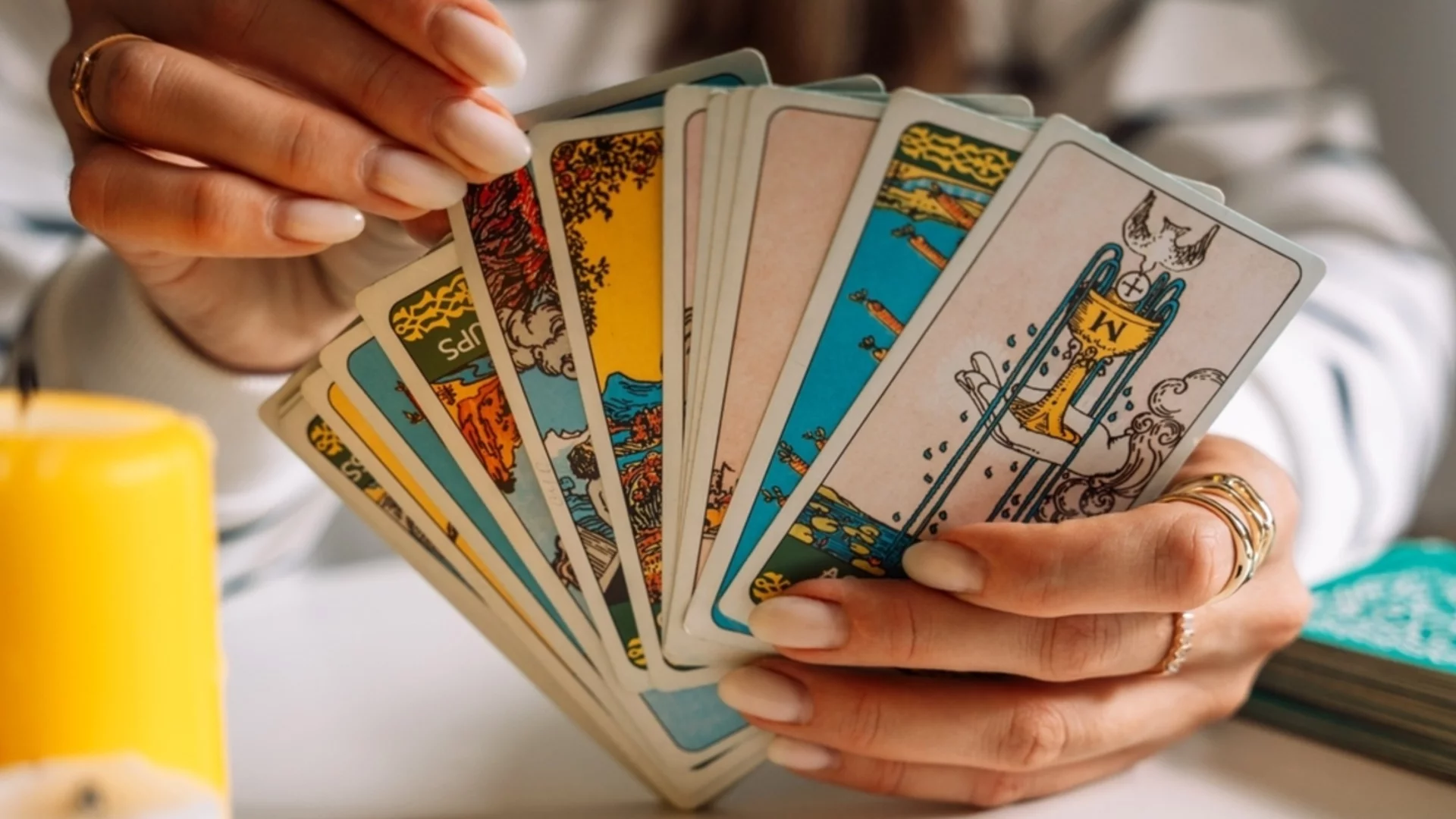 Таро четене: Хората, родени през тези 4 месеца, ще потърсят нова посока през април