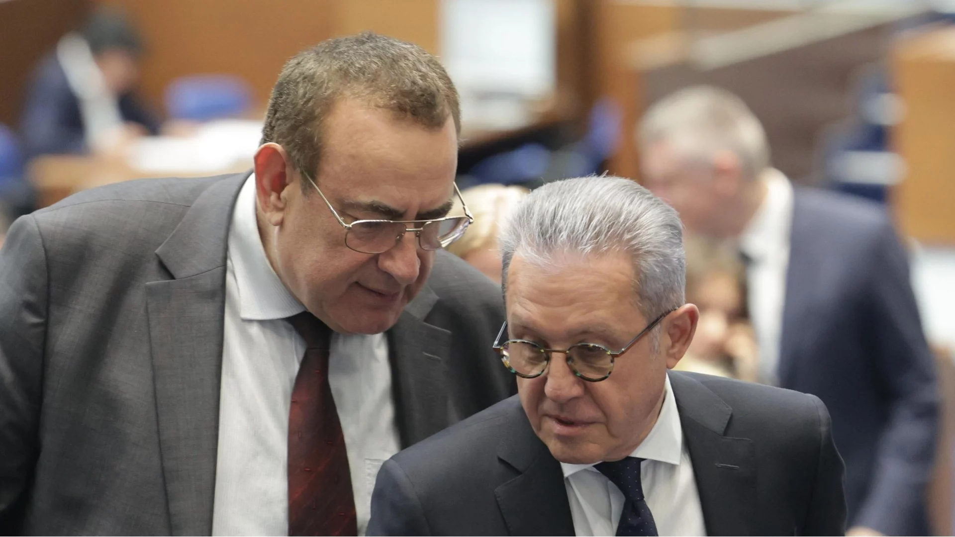 Бивш човек на Доган повежда листа на Пеевски