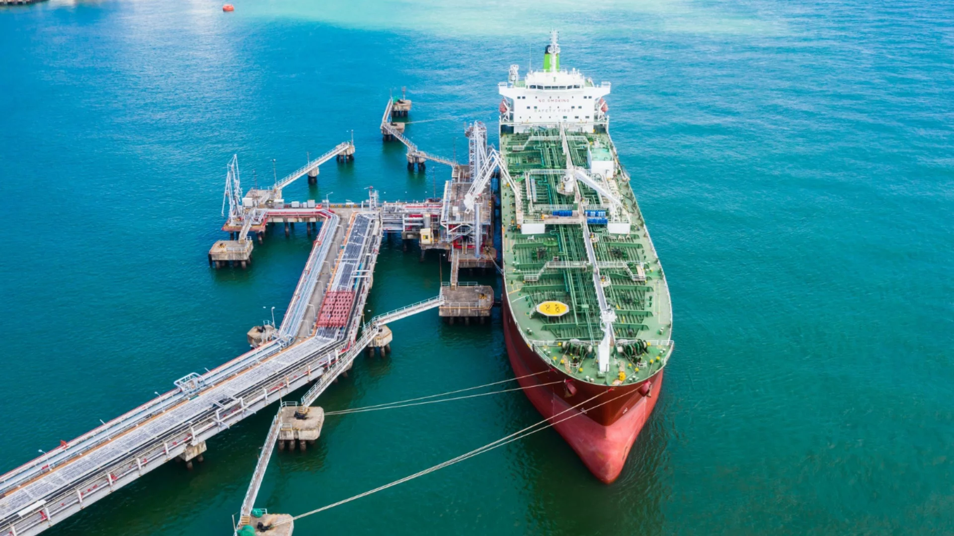 Има ли нов скок в цената на петрола: Актуални данни