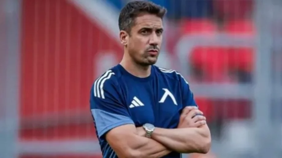 Трябва ли да се притесняват в Левски? Хулио Веласкес каза истината за наболял проблем