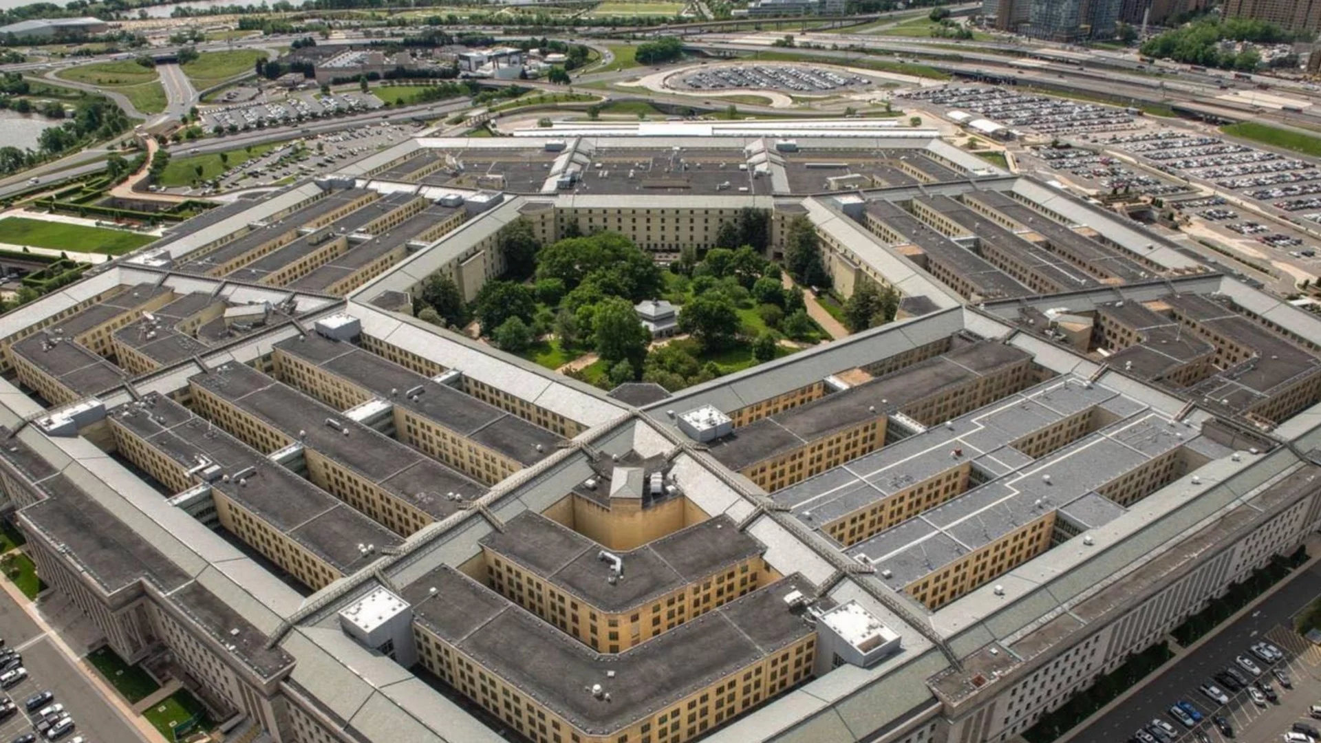 "С изкуствен интелект": Пентагонът представи система за удари в рамките на минути (ВИДЕО)