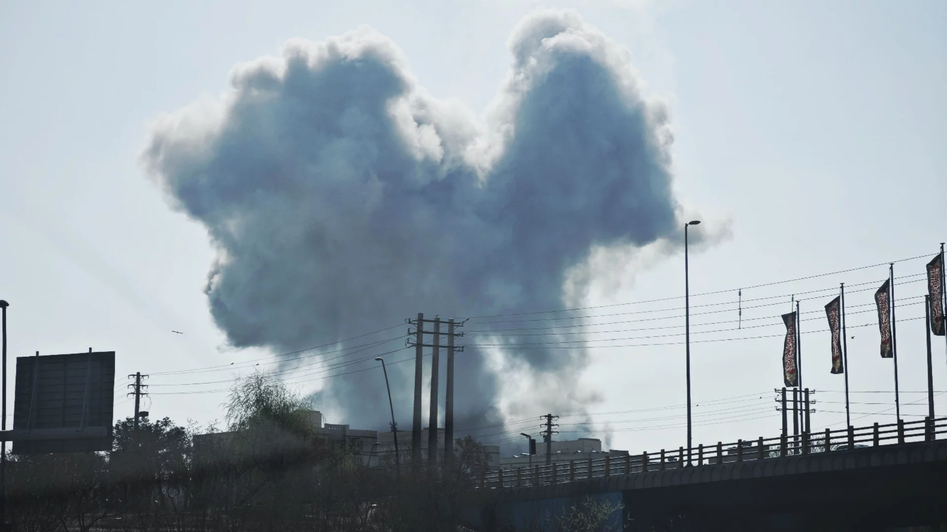 Израел взриви самолета на аятолах Хаменей. Тръмп обяви вид ирански камикадзе-дронове за измислица (ВИДЕО)