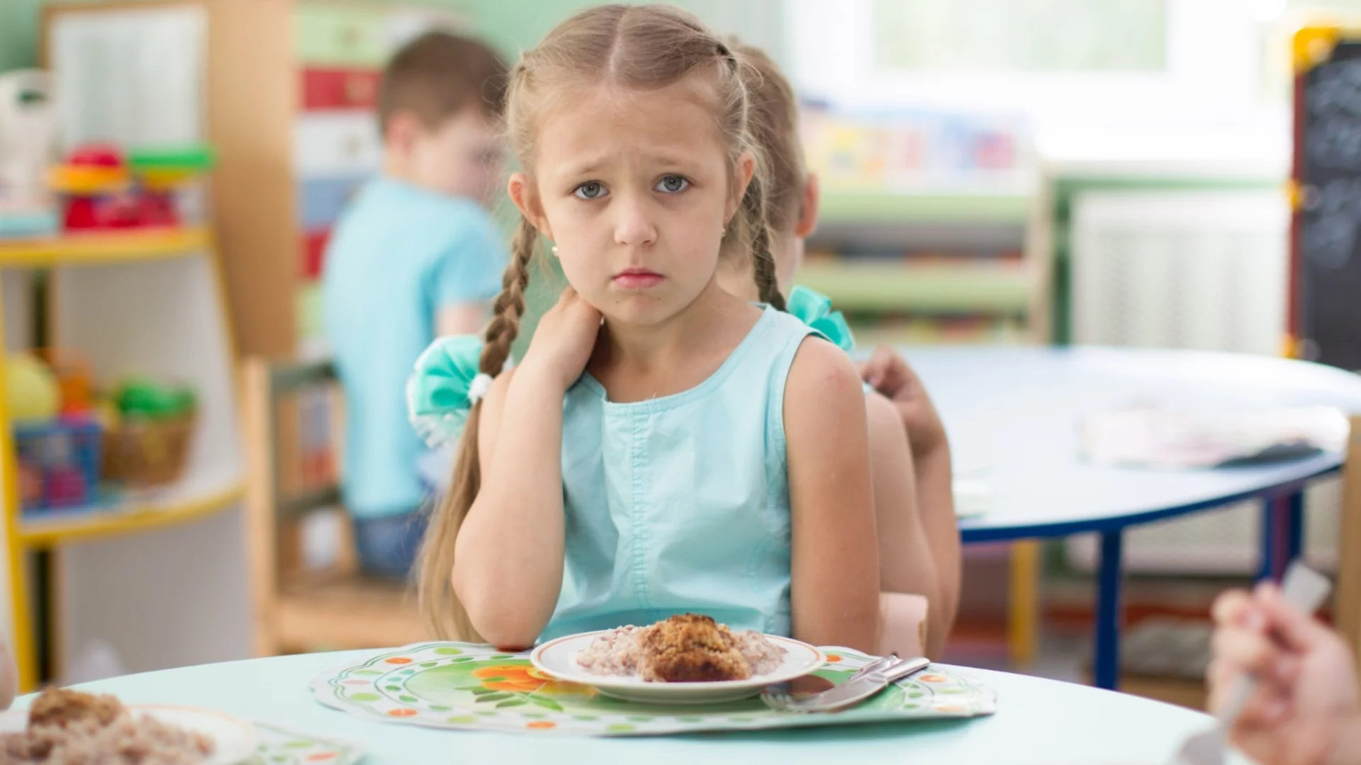 Експеримент с чия и ленено семе: Закриват кухните в детските градини, ще се готви централно