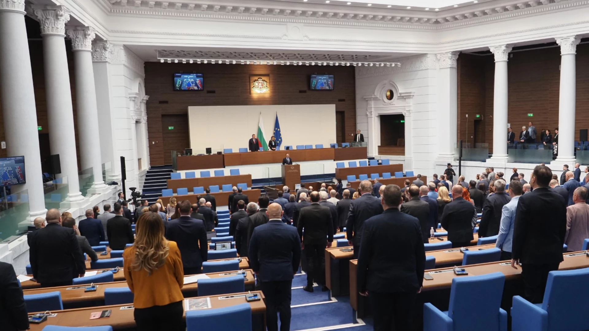 Какво става с парите на държавата? (ВИДЕО)