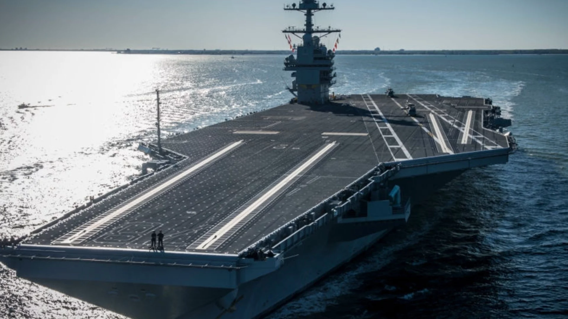 След пожара: Най-големият американският самолетоносач се завръща от Близкия изток в Гърция