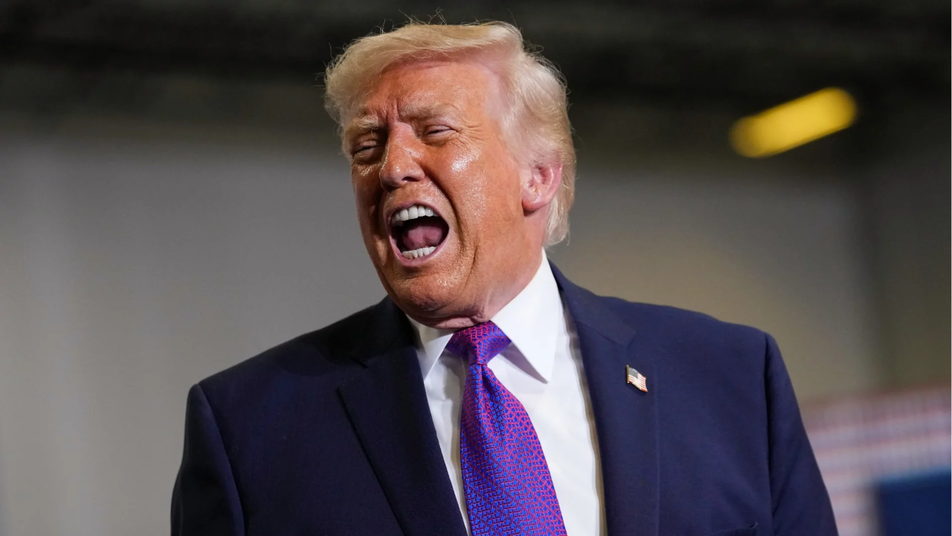 Тръмп намекна на Иран да не идват на Световното по футбол в САЩ