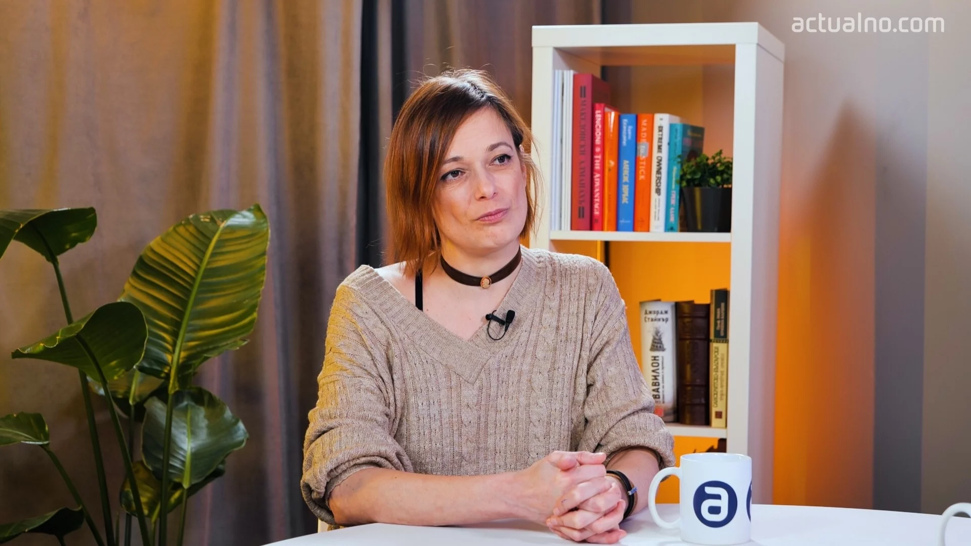 Ново и смело начало за Балет "Арабеск": Артистичният директор Ангелина Гаврилова в Студио Actualno (ВИДЕО)