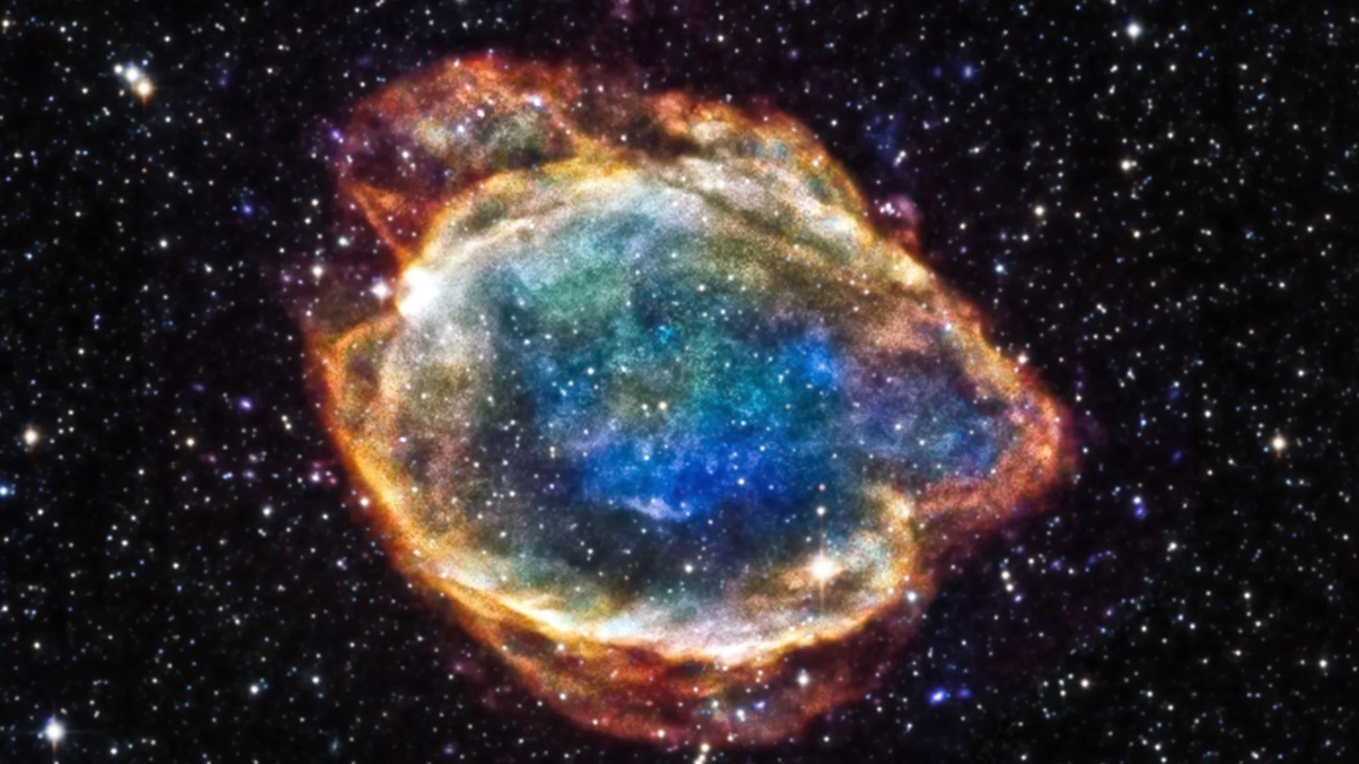 Телескопът Уеб засне мистериозна мъглявина във формата на череп: Какво се крие в нея?