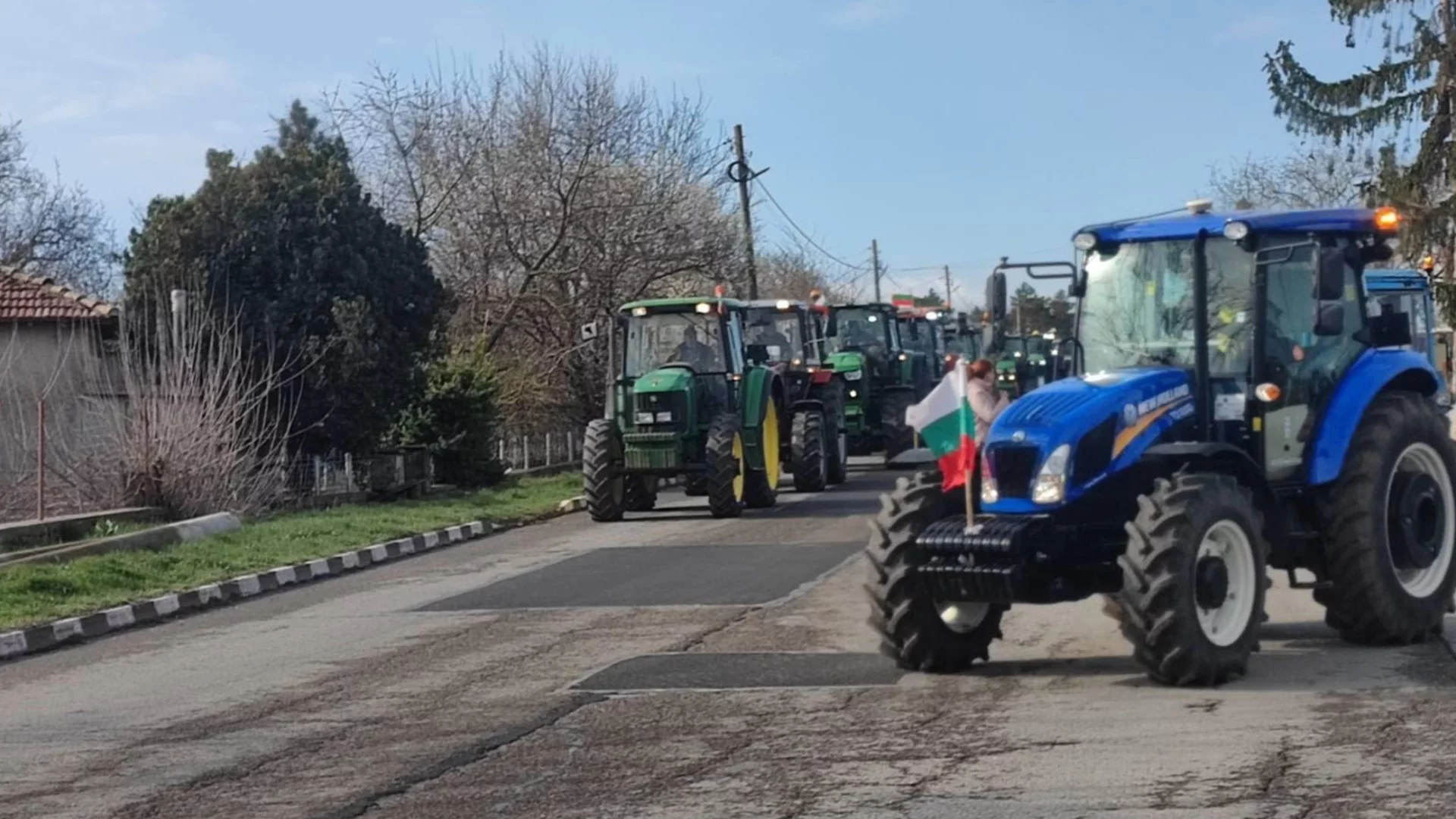 Зърнопроизводителите скочиха на служебното правителство: Заплашват, че ще изкарат тракторите