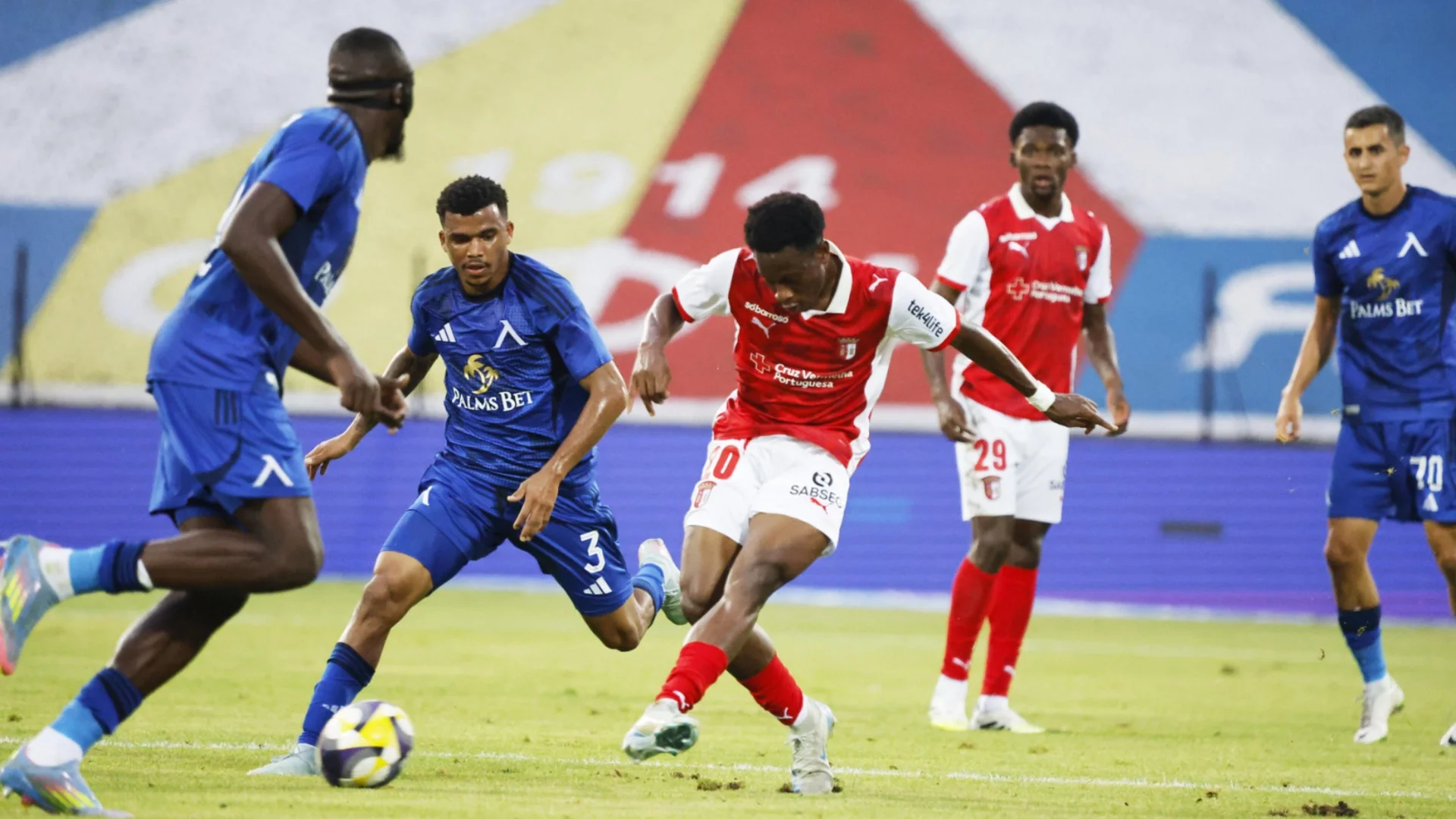 Палачът на Левски отстрани палача на Лудогорец от Европа