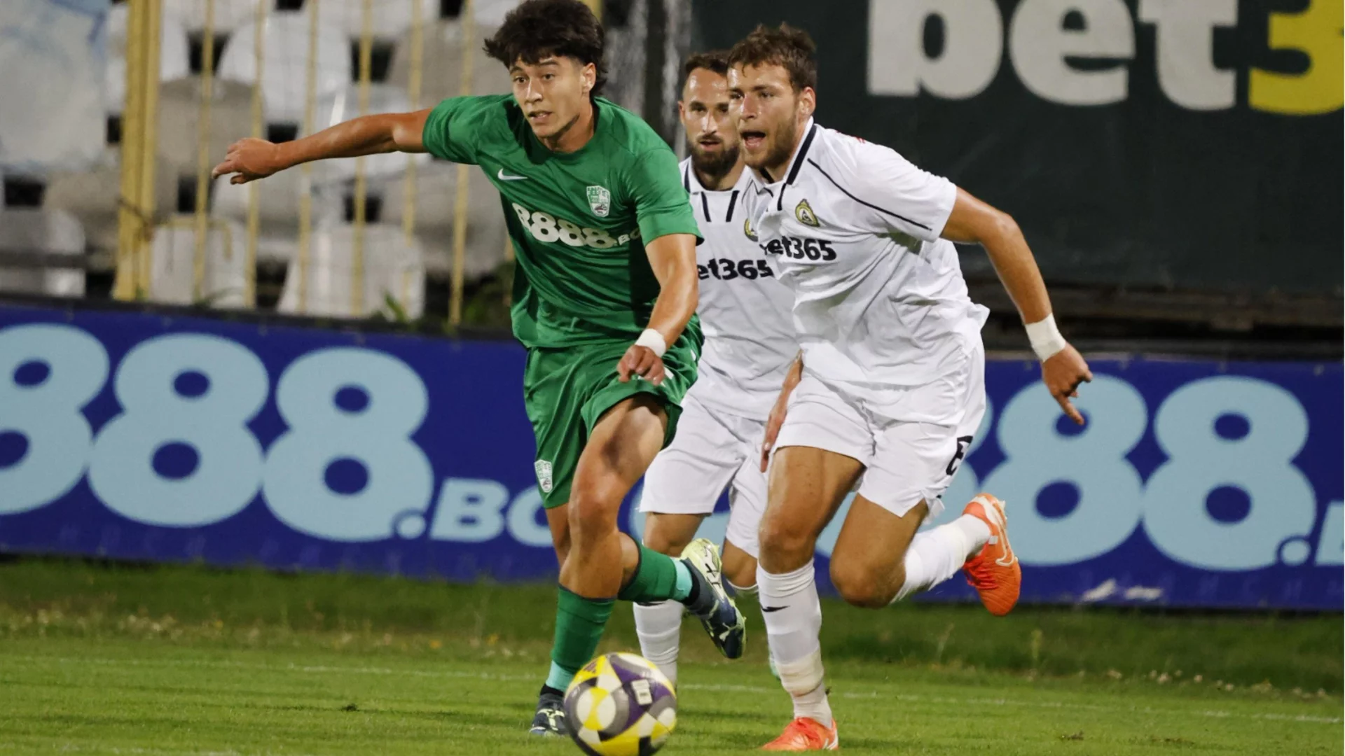 Финансовата криза в тим от Първа лига се задълбочава – футболистите са без заплати от ноември