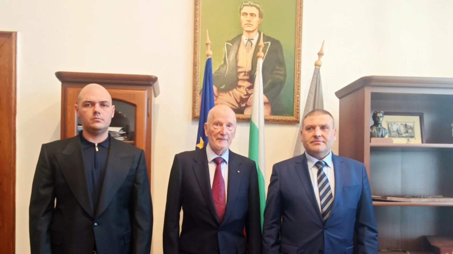 Кметът на Плевен се срещна с Негово Величество Цар Симеон II