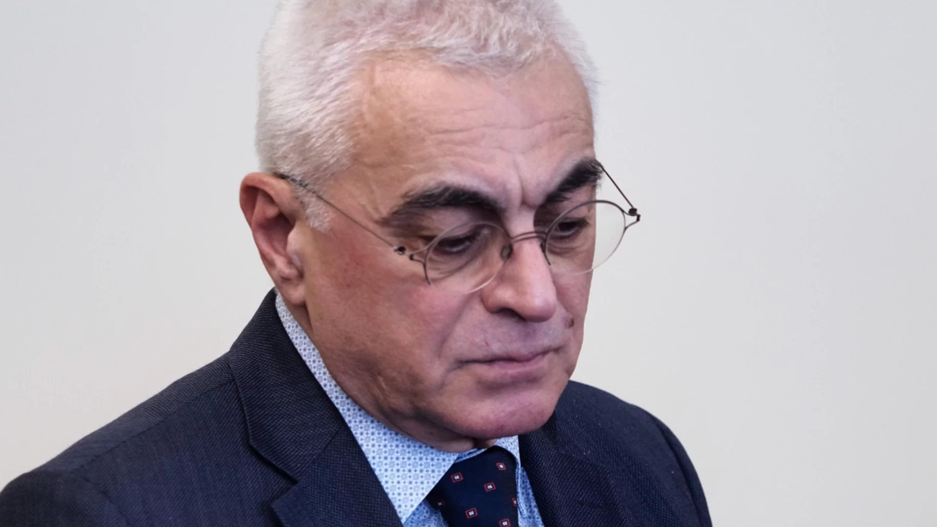 Министърът на електронното управление: Приканвам всички да гласуват с машини (ВИДЕО)