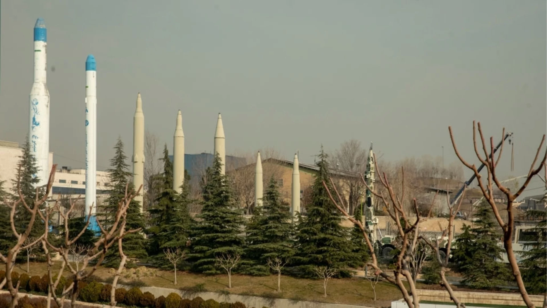 Иран удари Израел с една от най-страшните си ракети? (ВИДЕО)