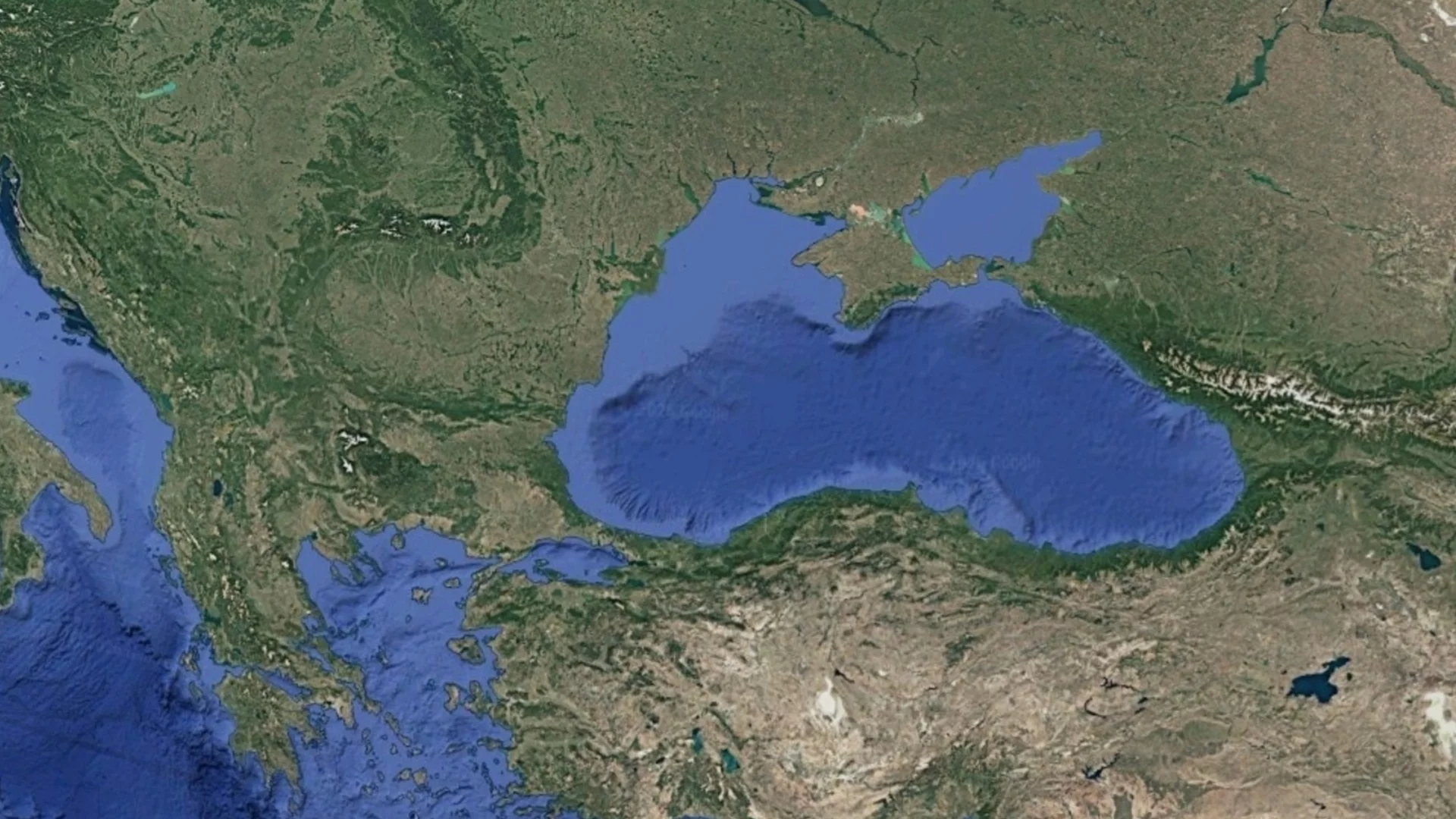 Под Черно минава само 1 оптичен кабел, а светът има нужда от повече: С нов подводен кабел България ще свърже Европа и Азия