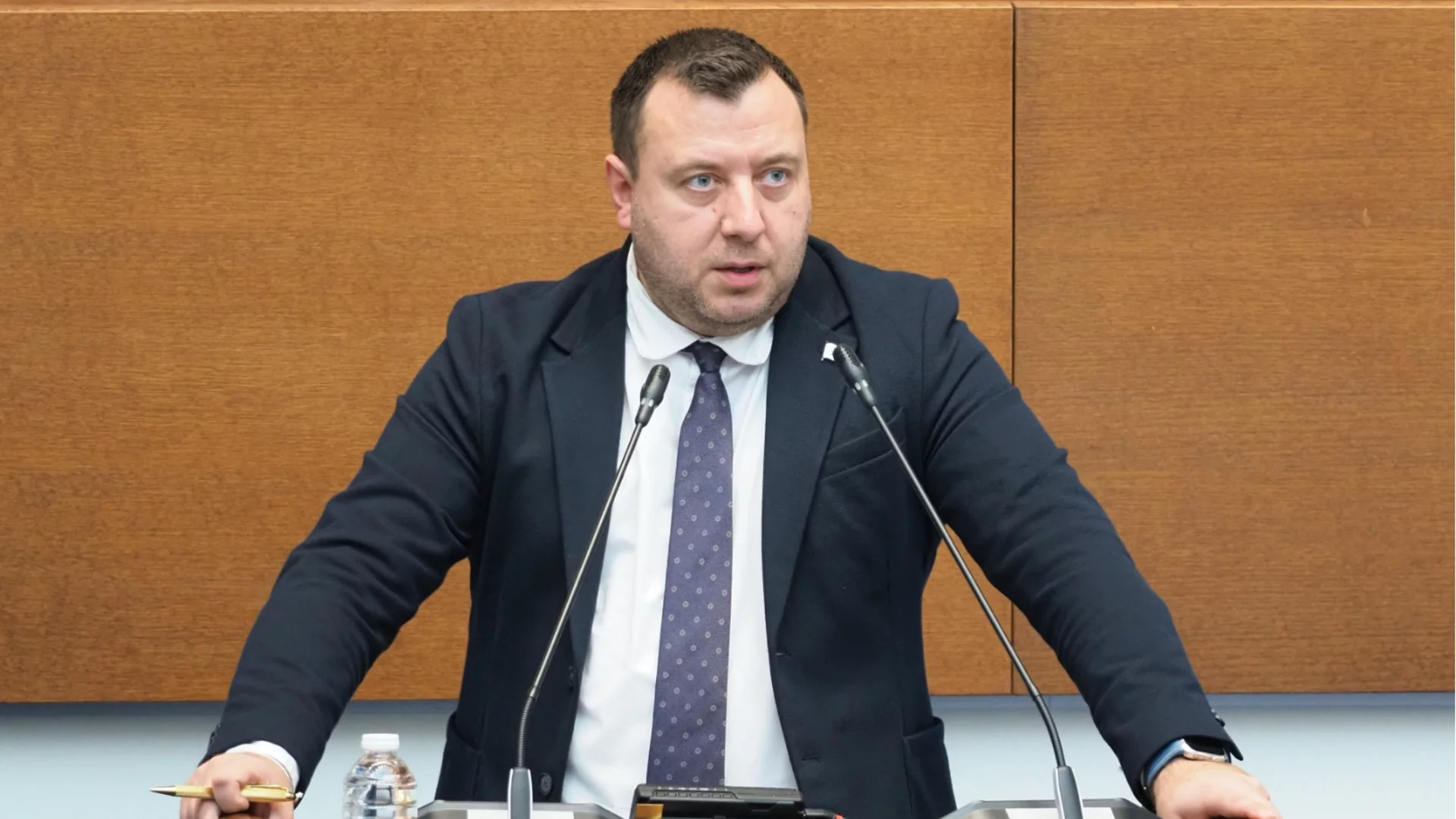 Огромни средства са. Милиони. Говорим за милиони