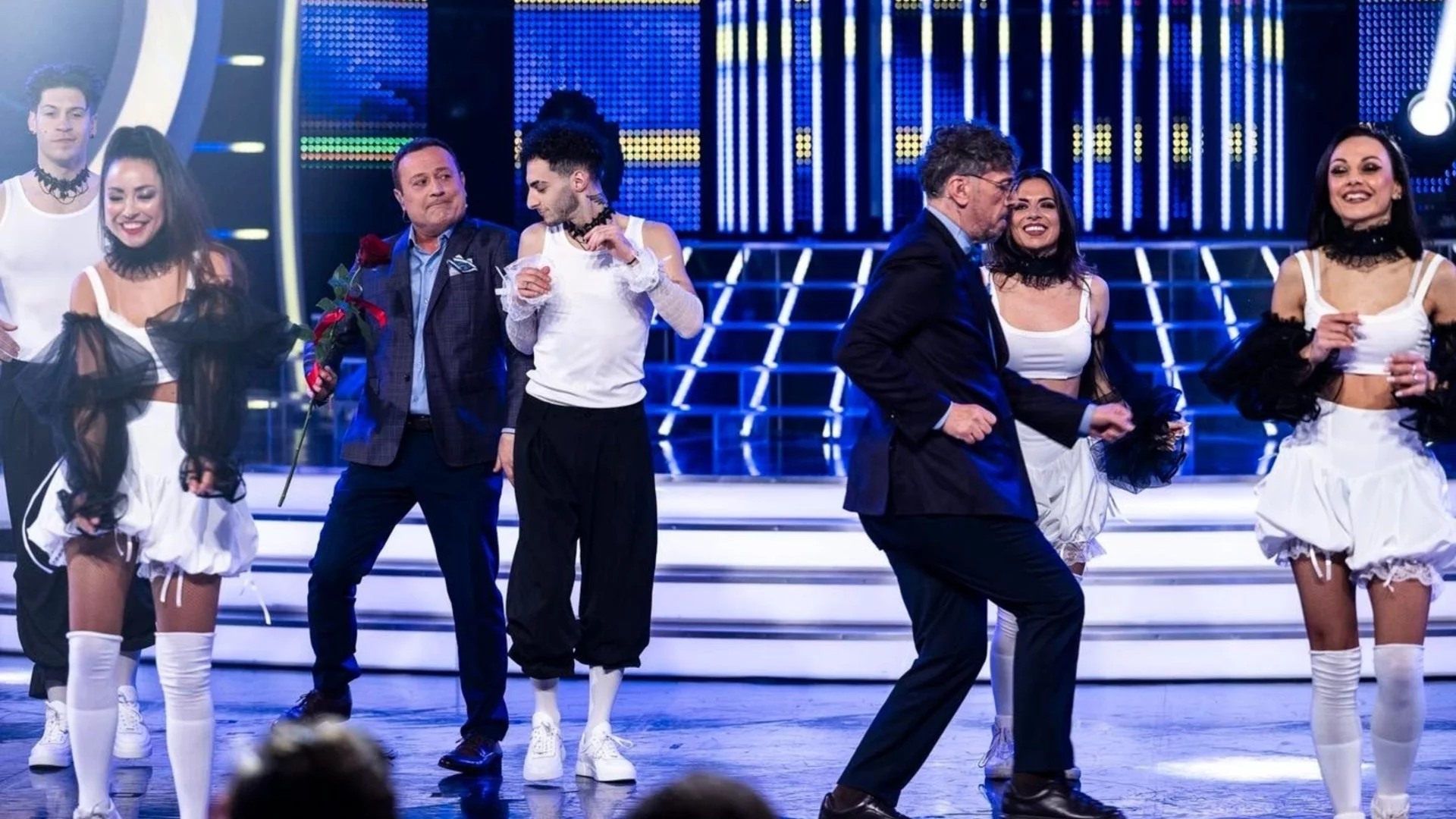 Участник в "Като две капки вода" черпи останалите всеки понеделник (СНИМКА)