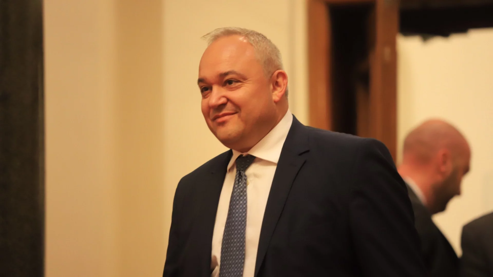 Вижте листата на "Прогресивна България" за парламентарните избори на 19 април в 24 МИР - София