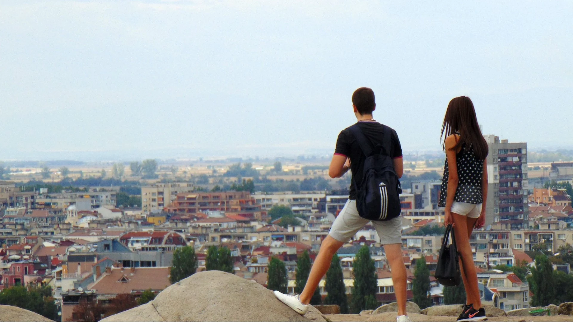 Официално: Сексът под 16 години в България вече е забранен