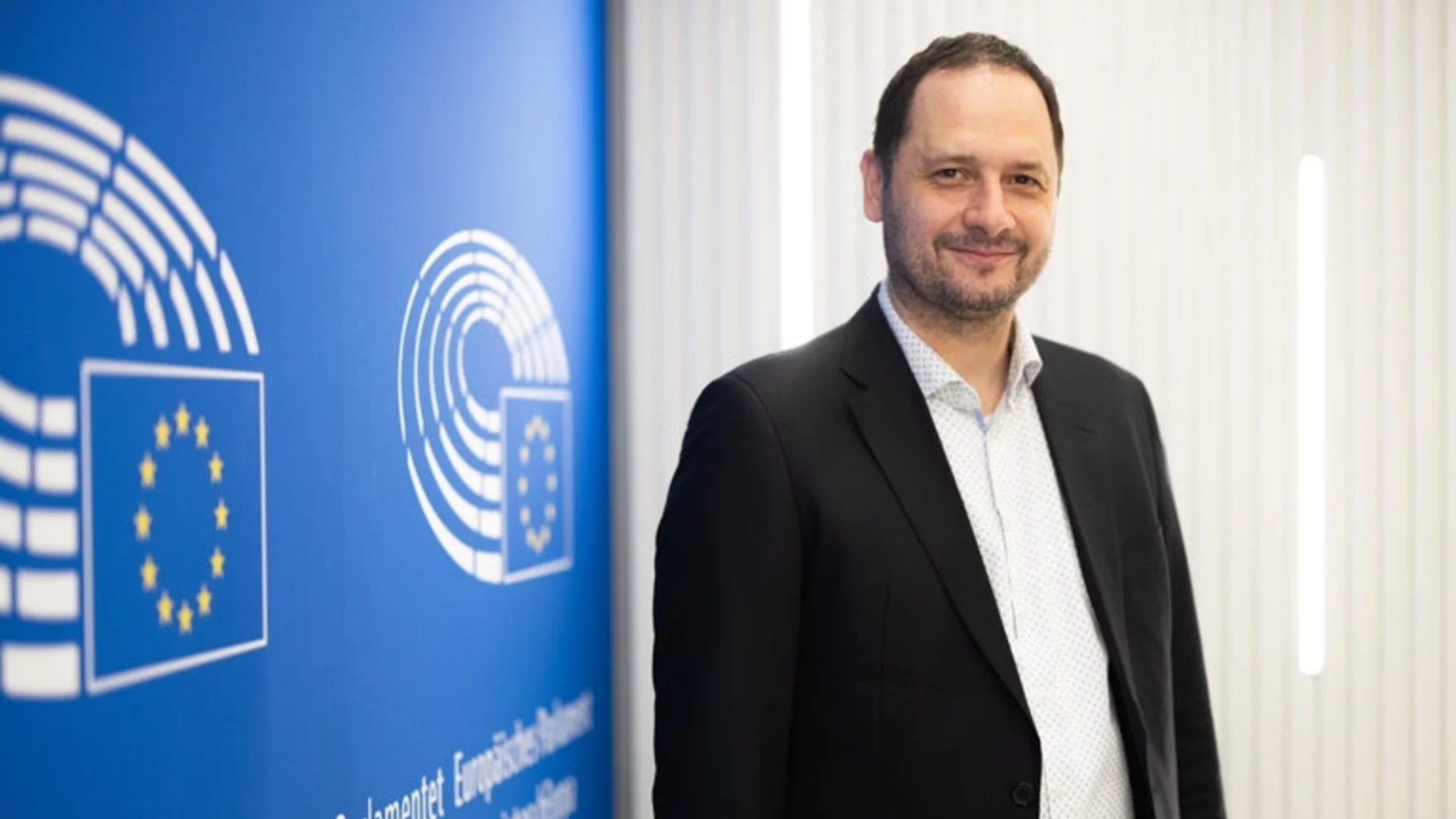 Вижте листата на "Прогресивна България" за парламентарните избори на 19 април в 14 МИР - Перник