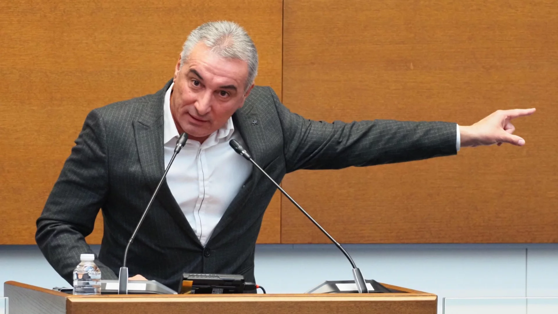 Вижте листата на "Продължаваме промяната - Демократична България" за парламентарните избори на 19 април в 7 МИР - Габрово