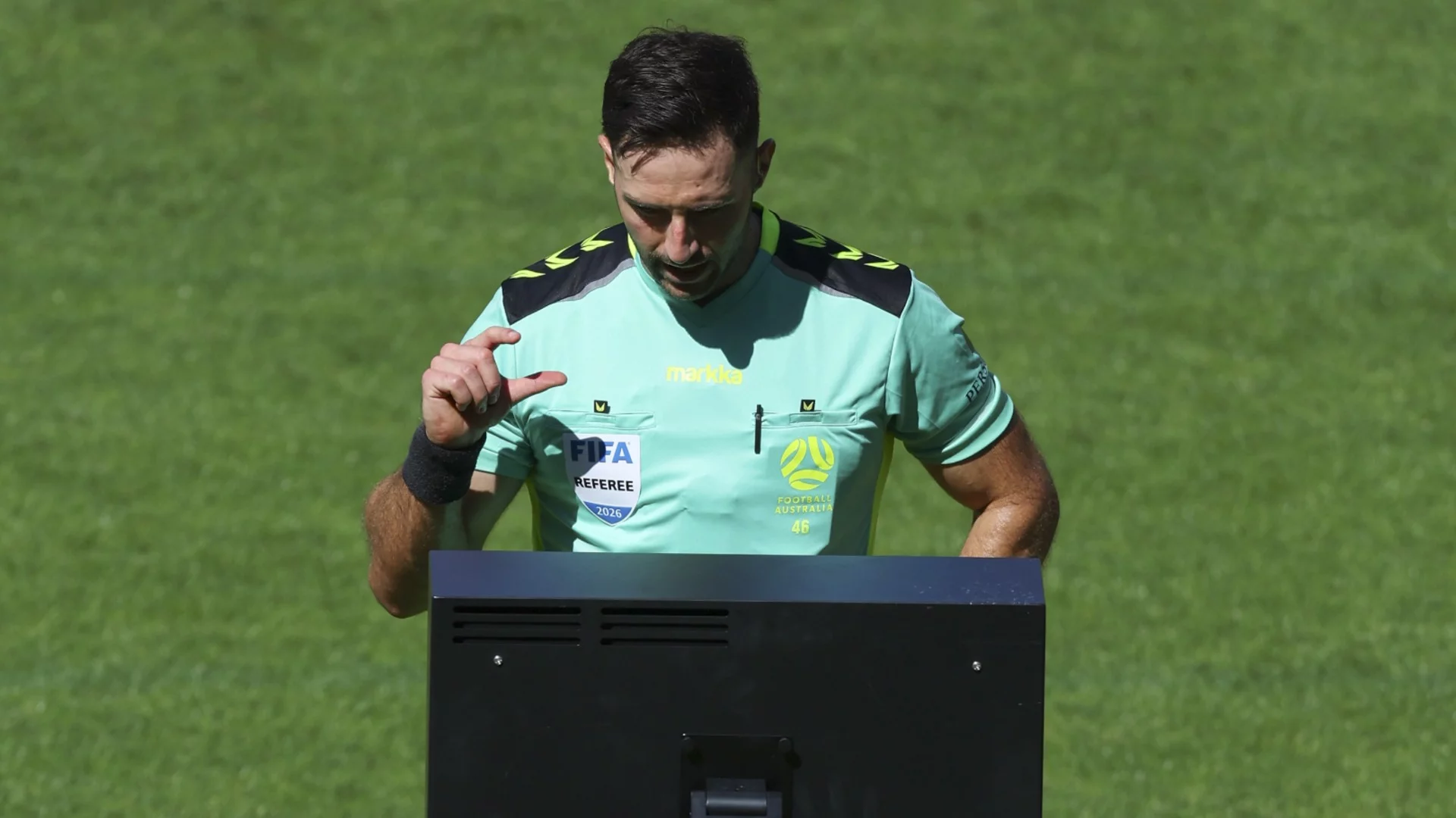 УЕФА взе решение за бъдещето на ВАР, което ще промени футбола