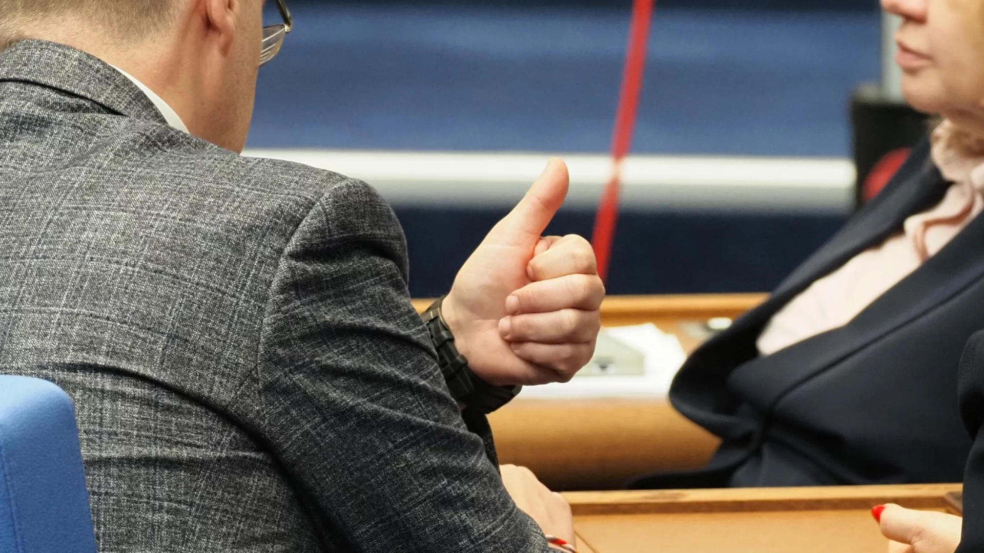 По-добре късно, отколкото никога: Депутатите спасиха 437 млн. евро от ПВУ