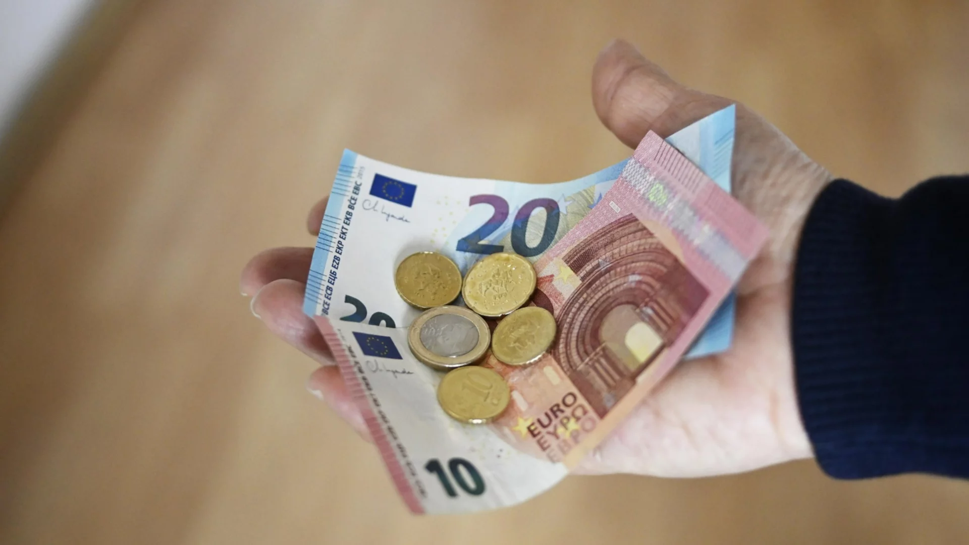 Голяма промяна с пенсиите на работещите пенсионери: Важна новина от НОИ