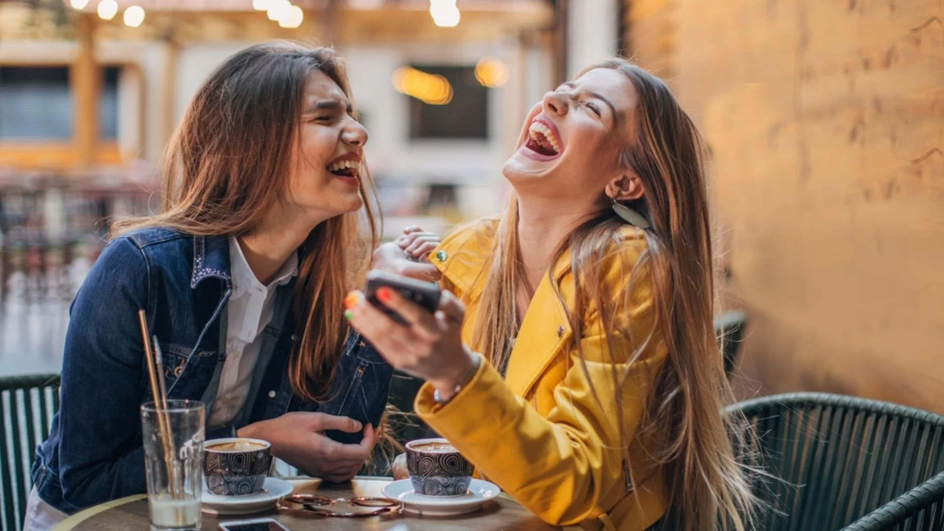 Утре Лъв, Скорпион + още 2 зодии ще се смеят най-добре, защото ще се смеят последни