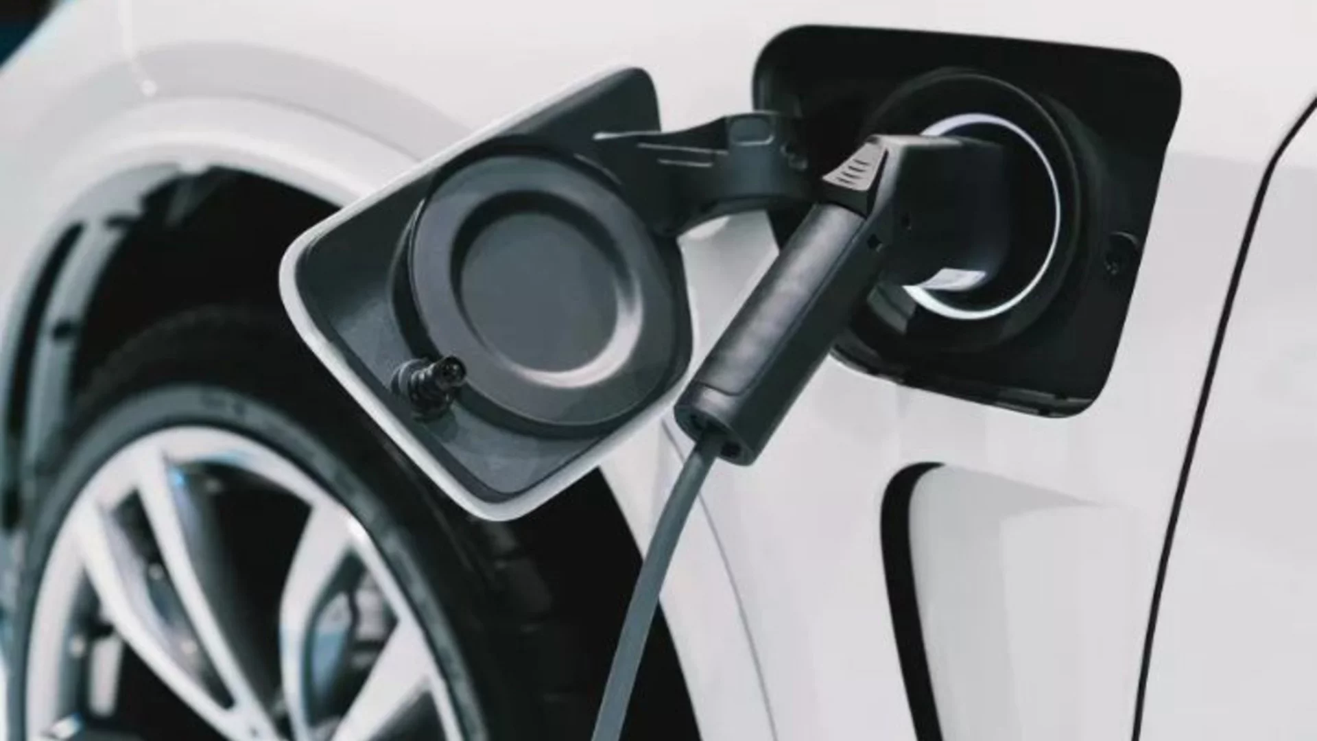 Електромобилите ще спестят милиарди на Европа до 2030 година