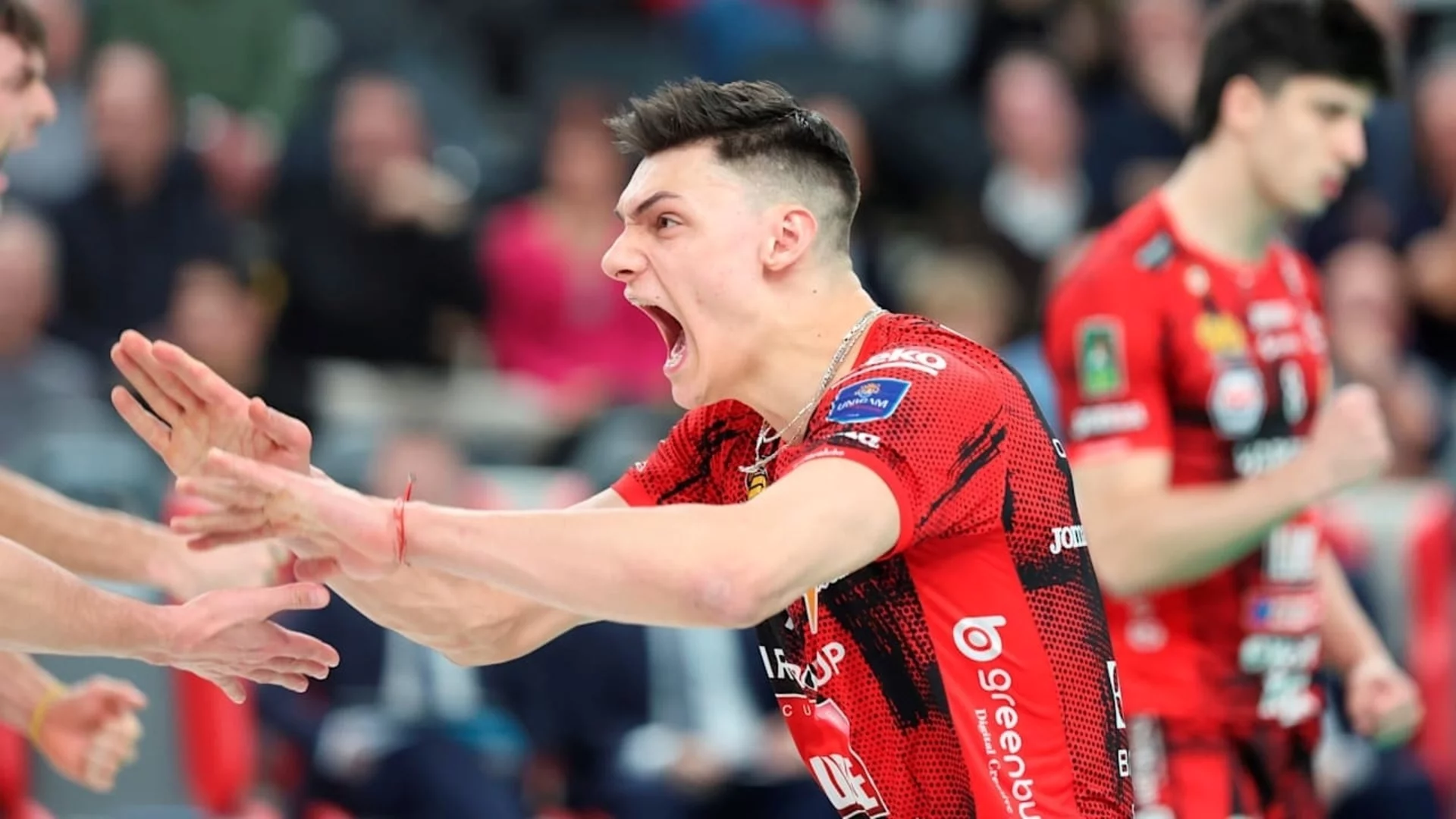 Вездесъщ Алекс Николов собственоръчно детронира Тренто и остави цяла Италия в захлас