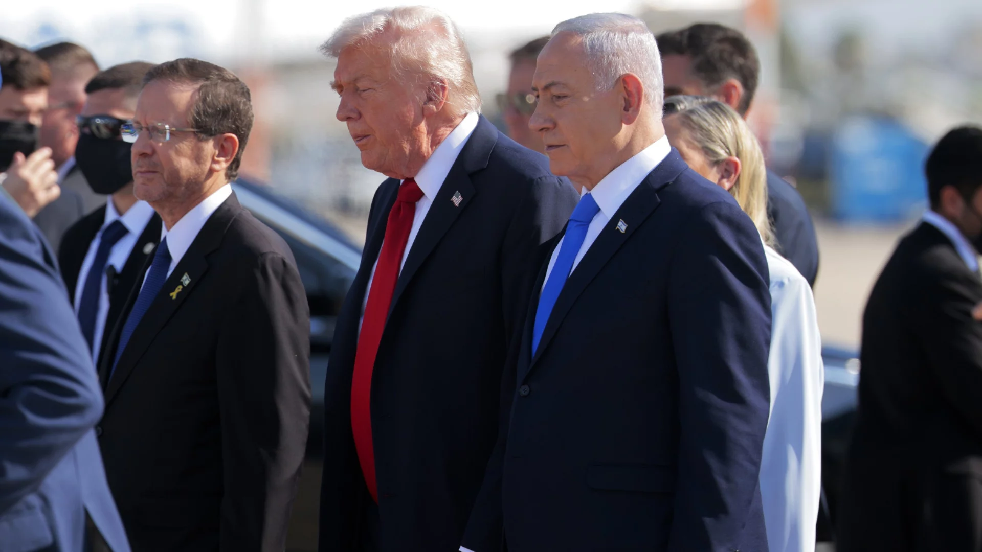 Край с Иран за 2 секунди: Тръмп разсмива, Нетаняху го води за носа към по-голяма война, Турция е на нокти (ВИДЕО)