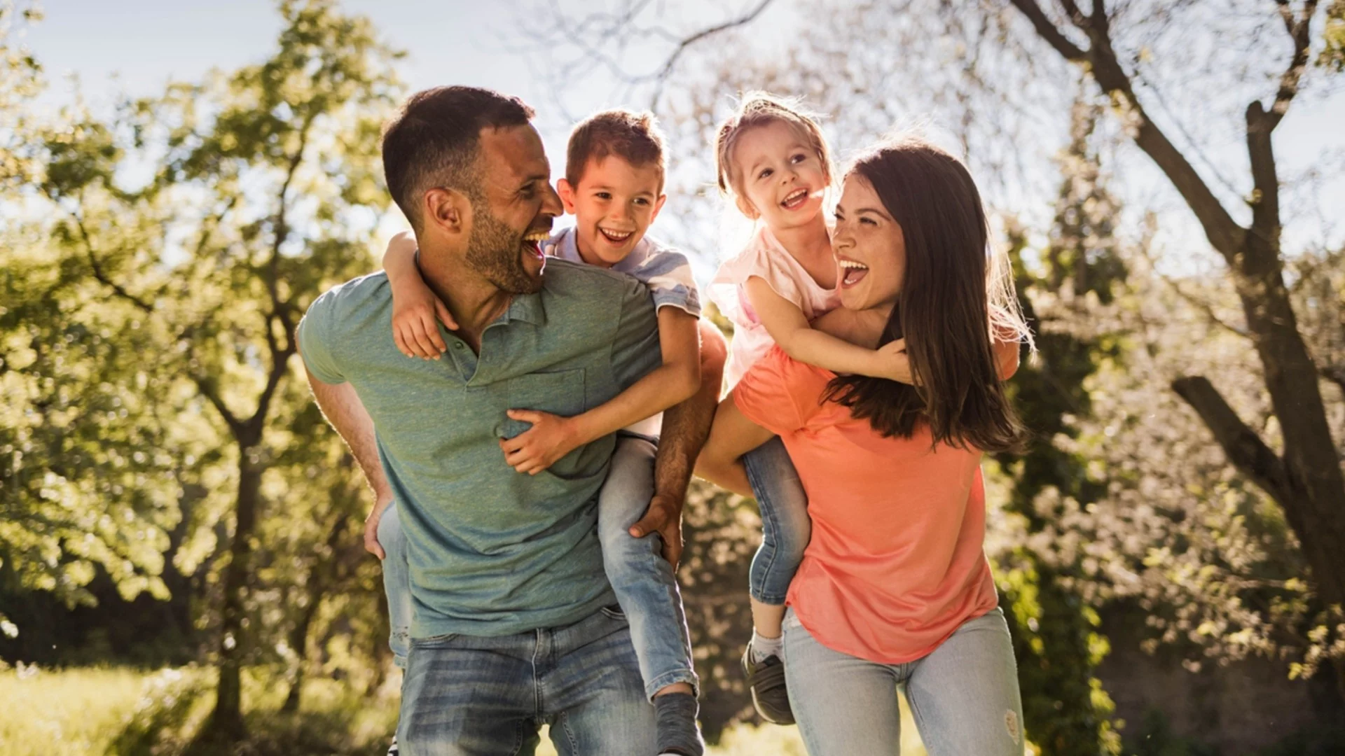 Хороскоп за утре, 21 март: Раците ще намерят радост в малките неща, а Козирозите ще направят голям ардауш