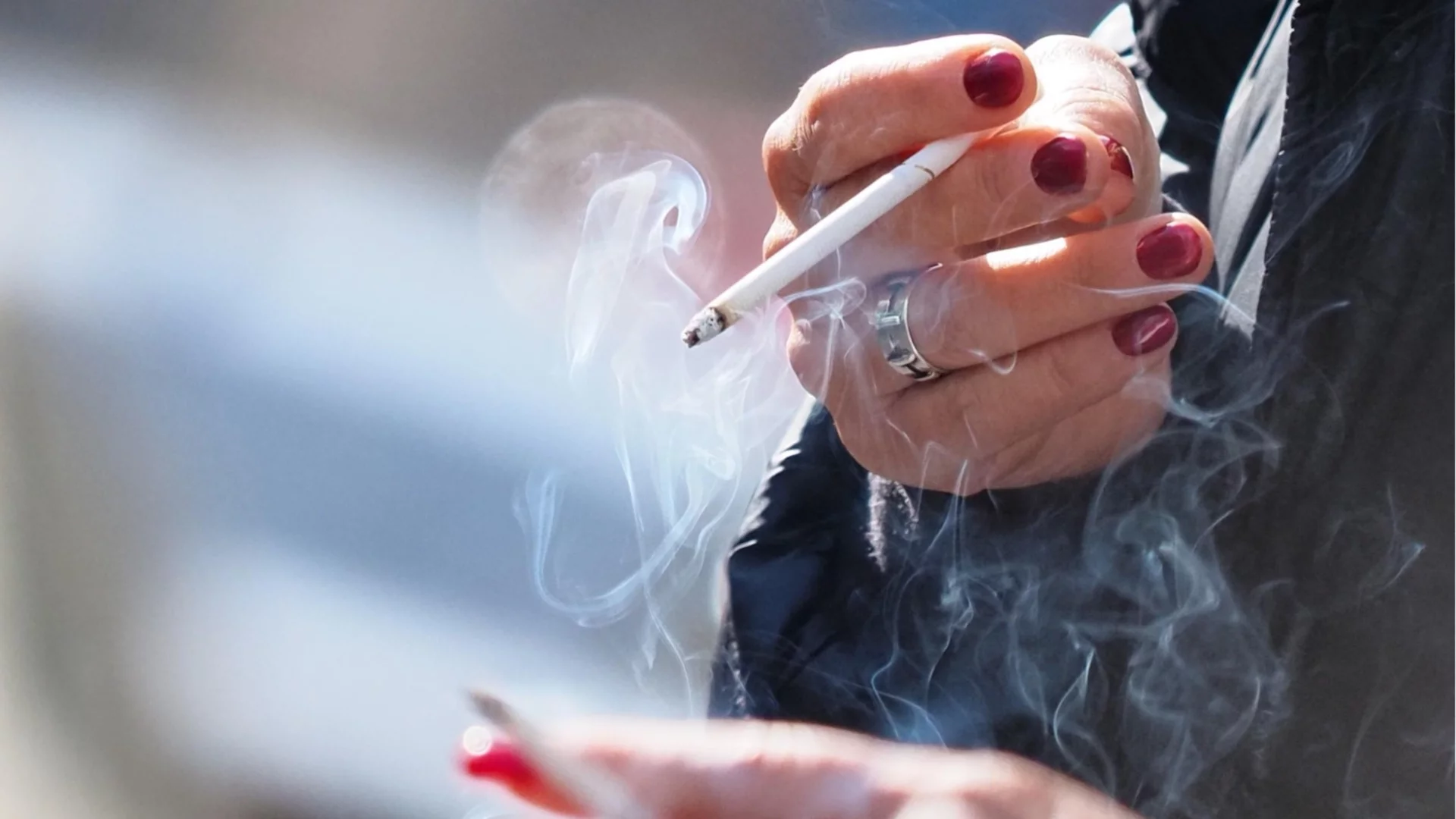 Четири институции продължават проверки срещу тютюнопушенето около училищата в Стара Загора