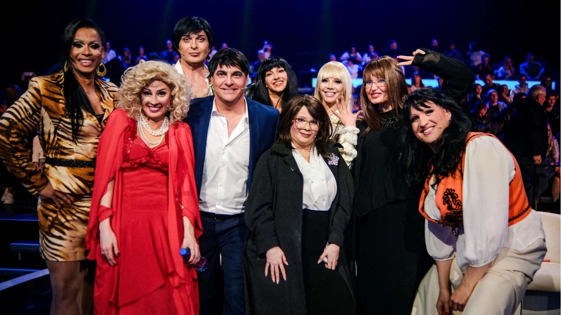 Зад кулисите на "Като две капки вода": Артистите, които са майстори на трансформацията (СНИМКИ)