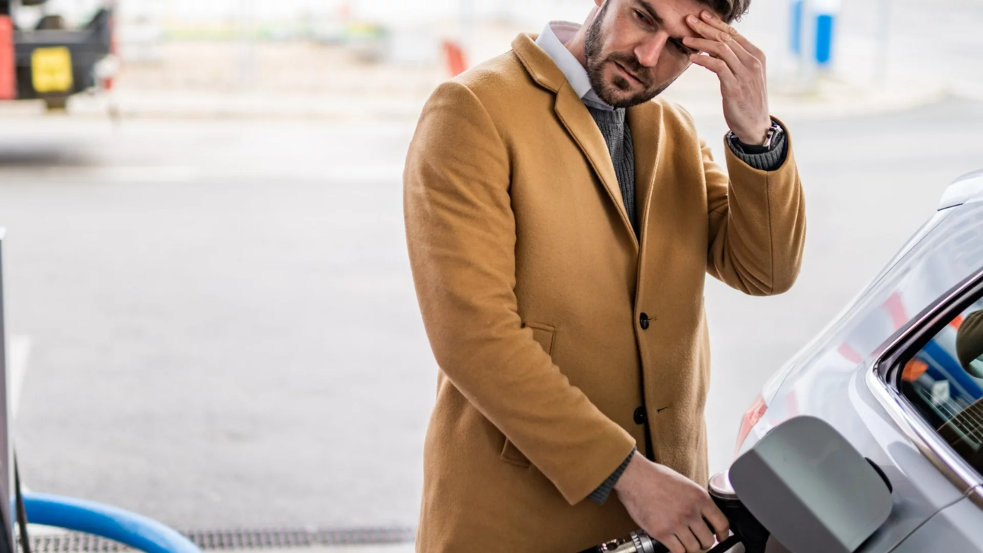 Дистанционна работа и градски транспорт: Световна организация призова за крути мерки заради петрола