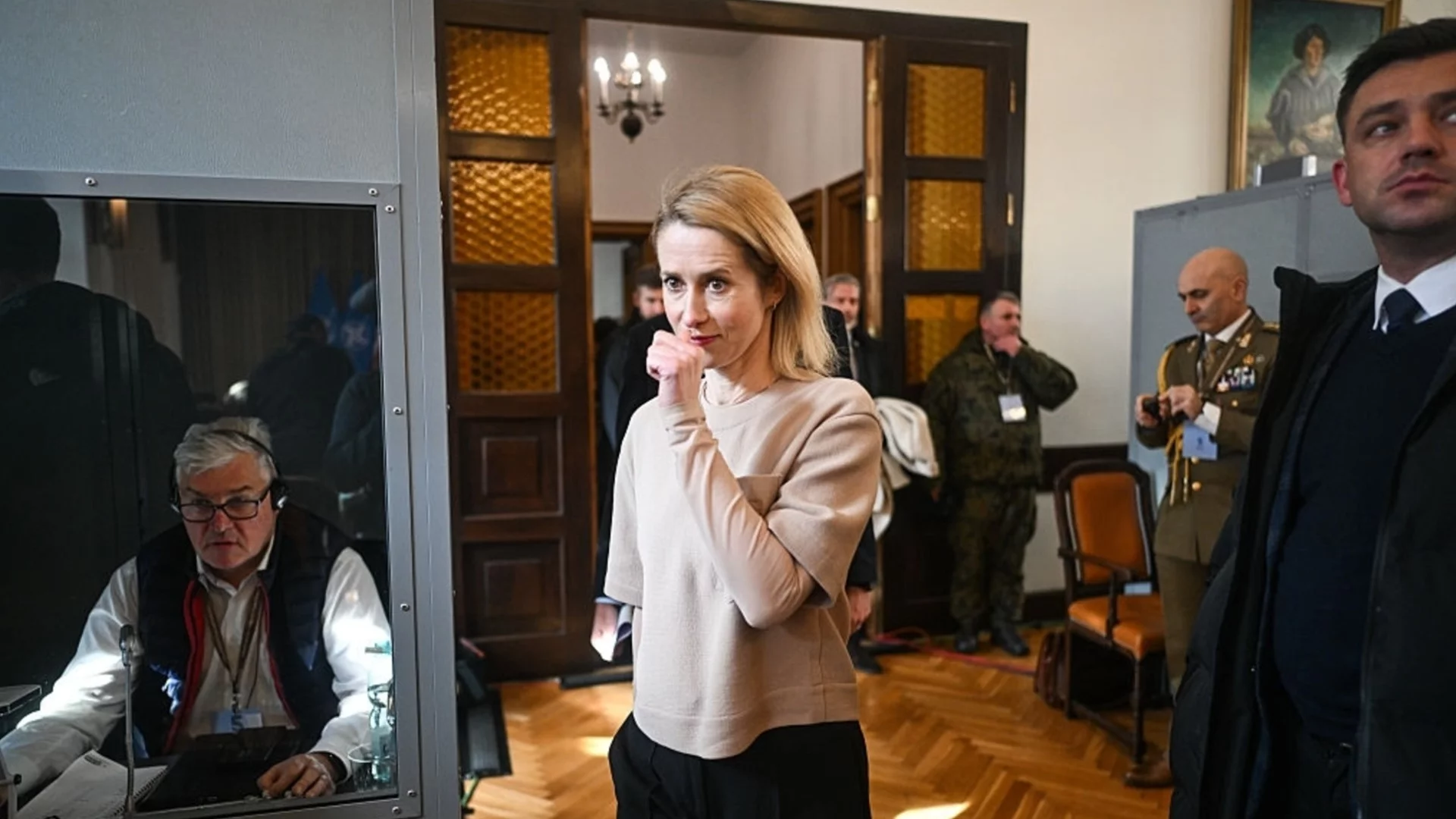 Направихме това, в което сме добри - да пишем "хубави изявления": ЕС в парализа на фона на две войни