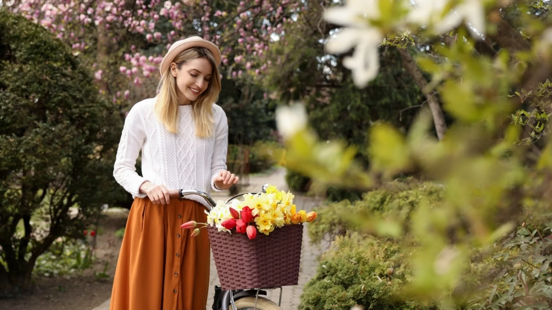 "Вървим към джапанките": Проф. Георги Рачев определи времето през март като безлично