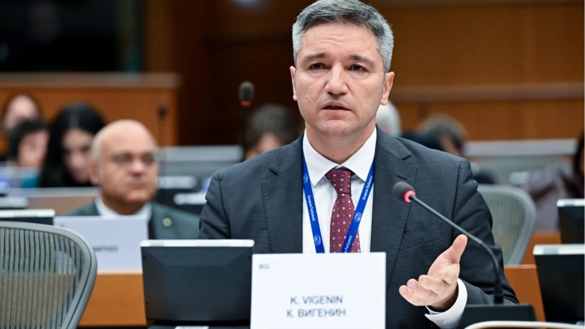 Вигенин: Регулацията на изкуствения интелект цели защита на гражданите и подкрепа за бизнеса