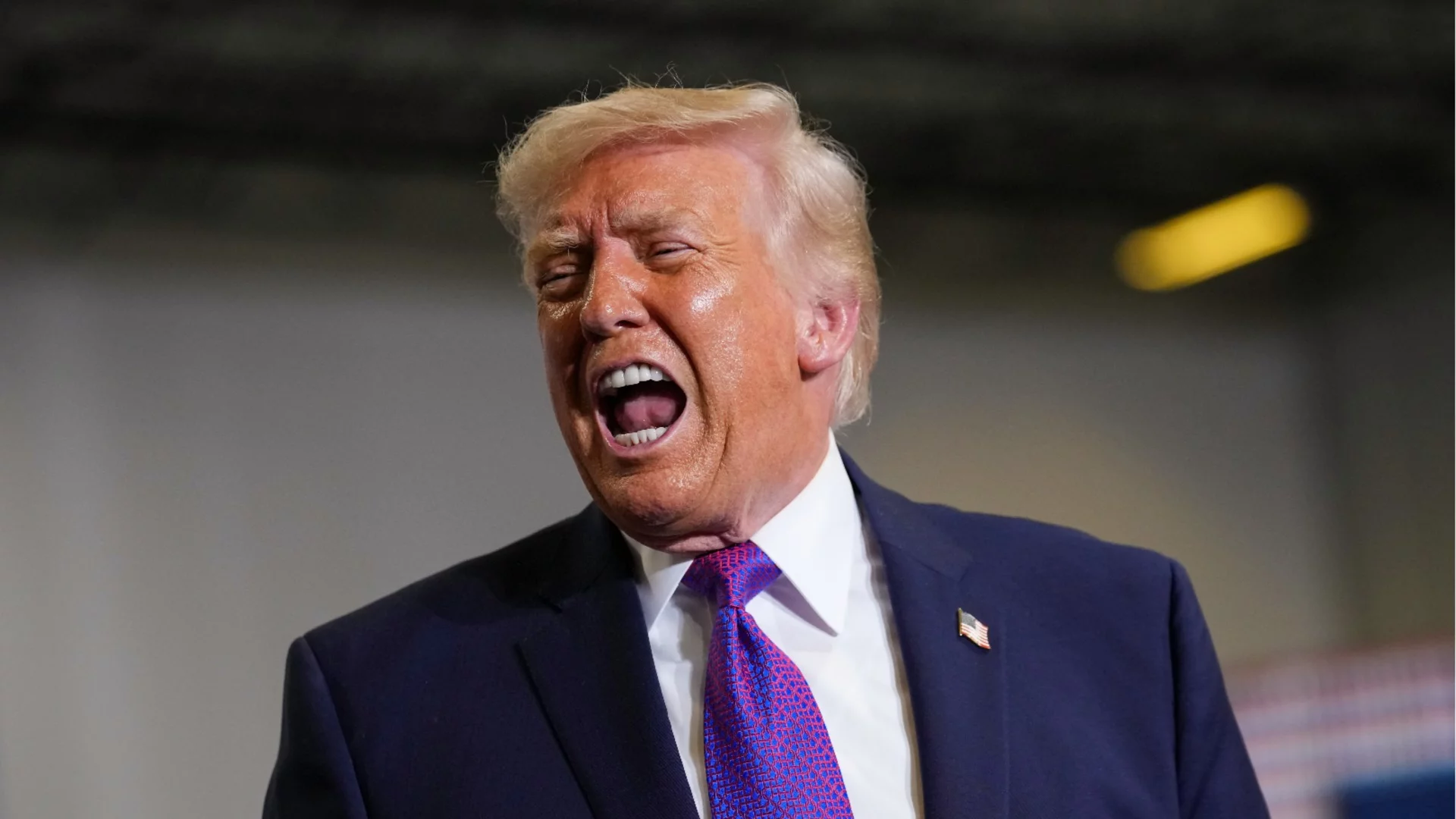 Тръмп изнудвал страните от Персийския залив: Още война или край - няма значение, платете ми трилиони (ВИДЕО)