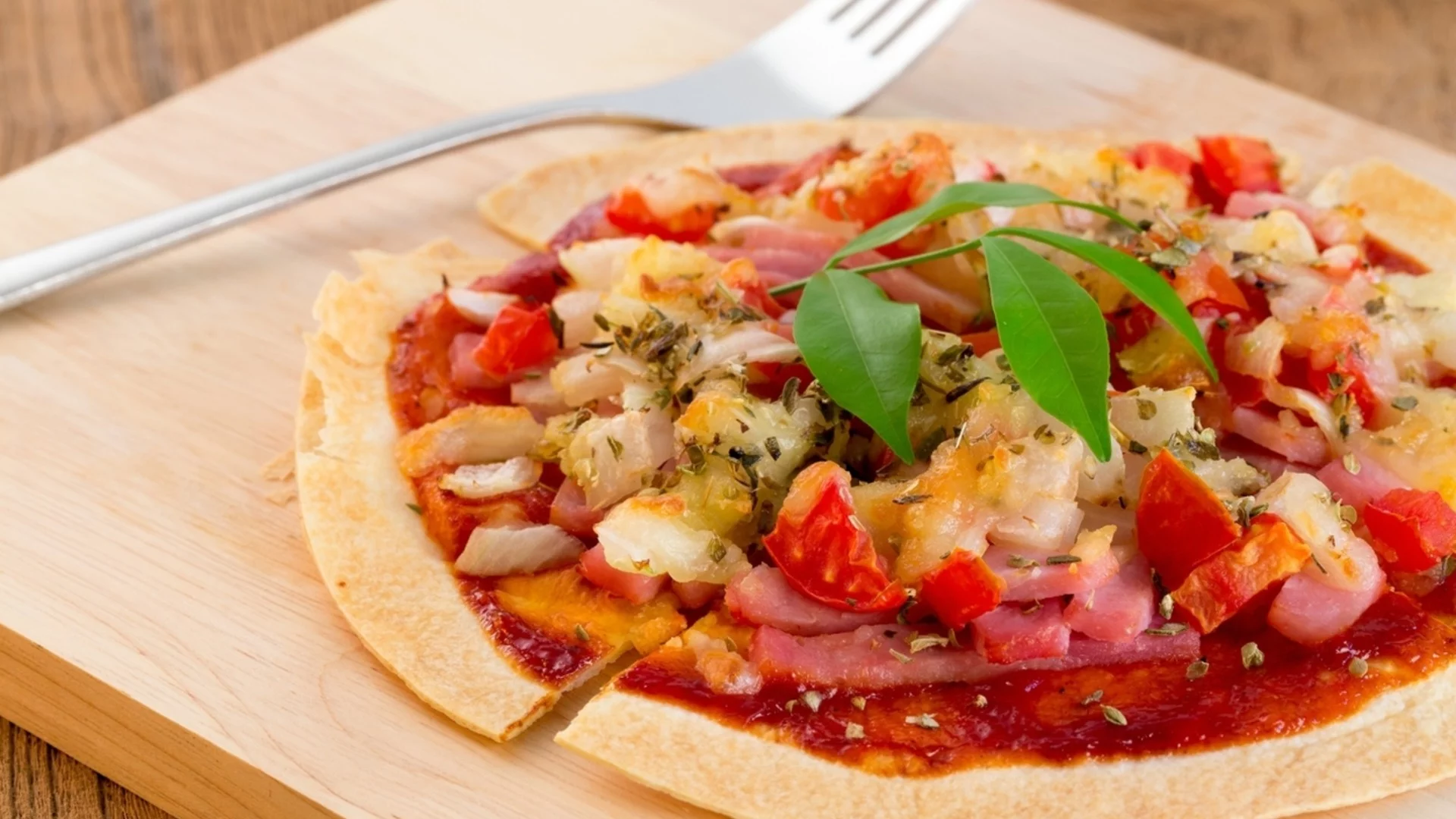 Пица с ананас: защо тази комбинация разделя света